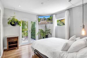Renta Vacacional - Modern Oasis in Tropical Serene Victoria Park/Private Pool/Near Beach Las Olas