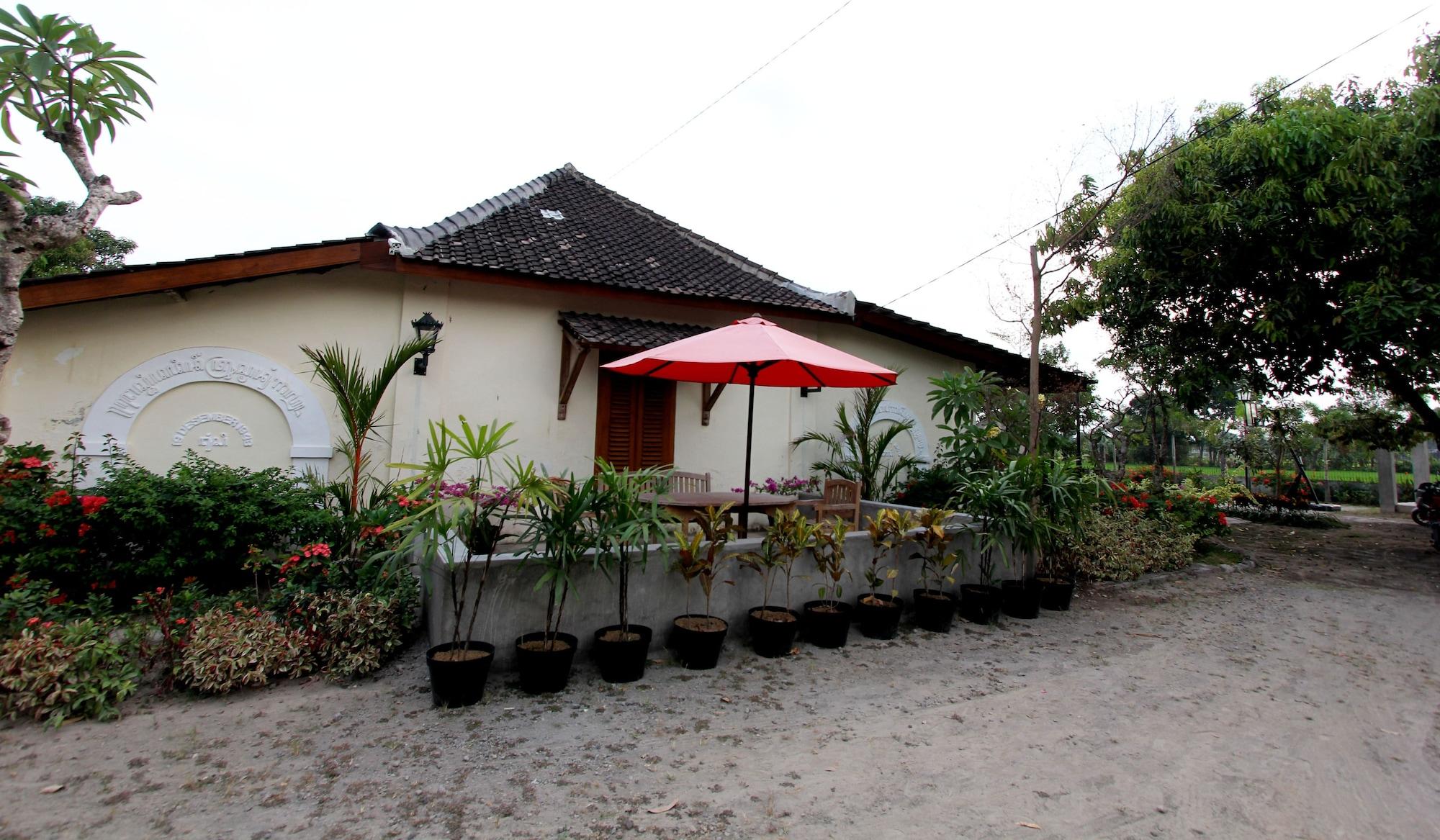 Varios Griya Gendhis Saraswati