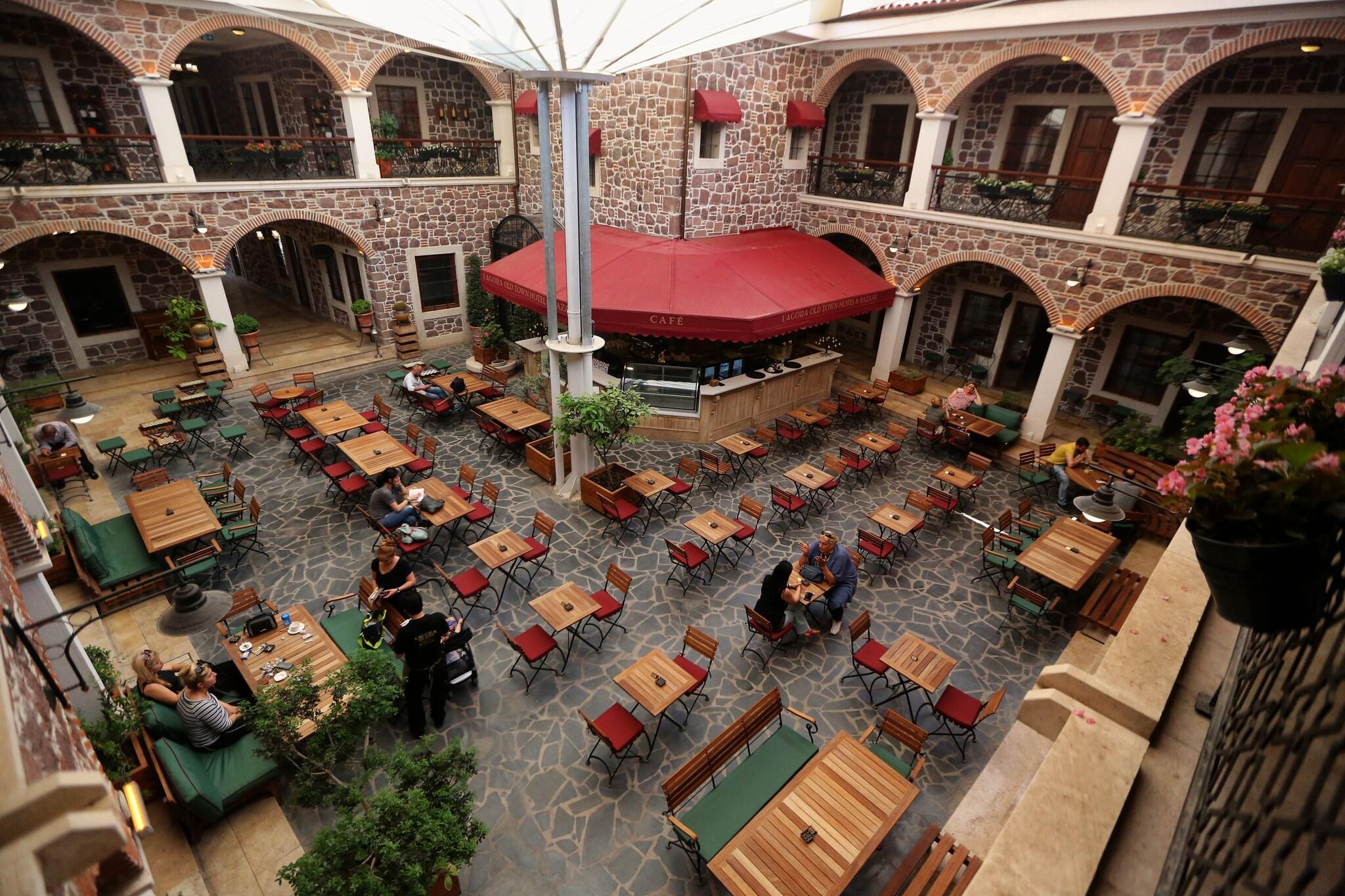 Varios L'Agora Old Town Hotel & Bazaar