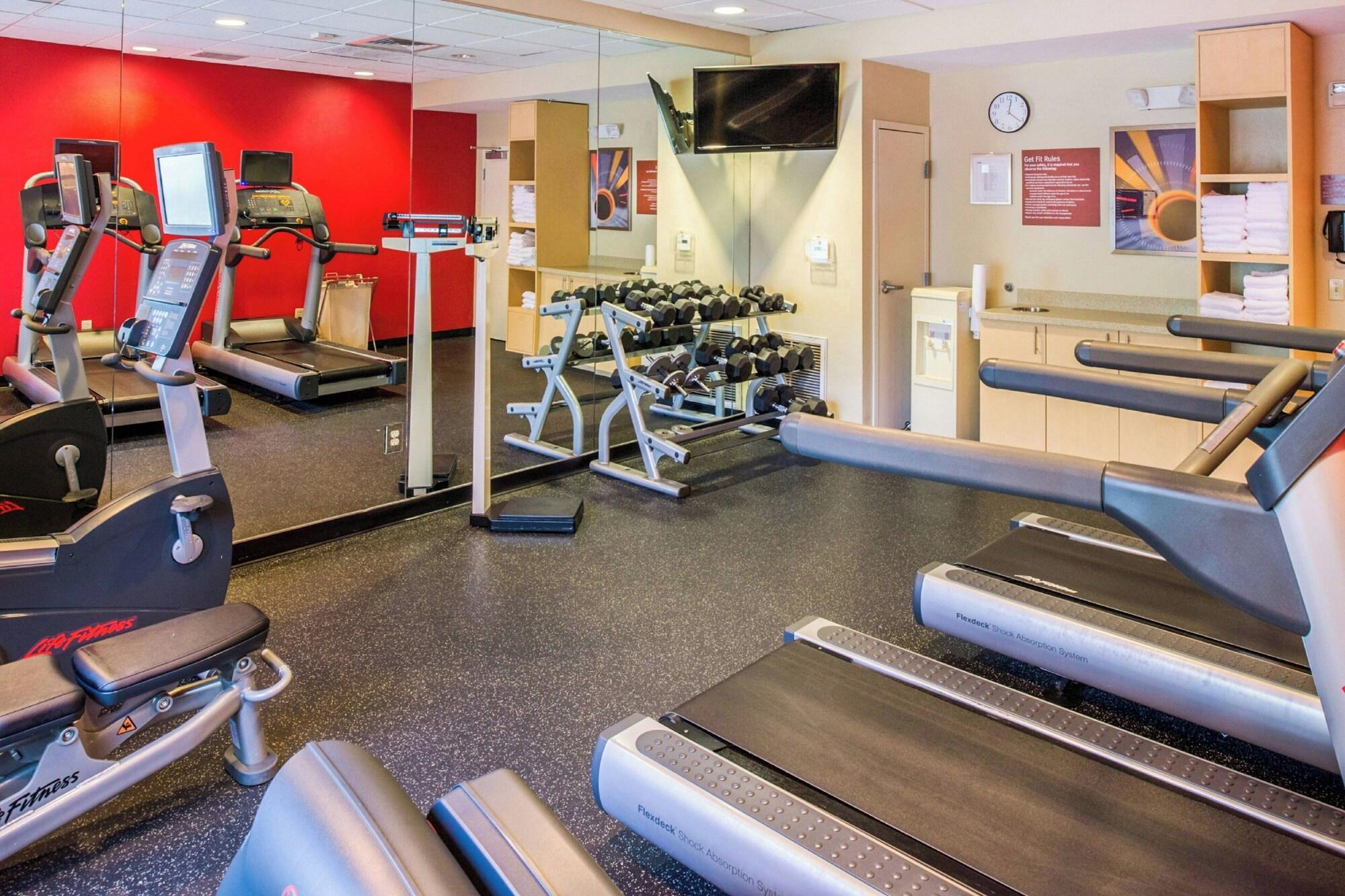 Gimnasio TownePlace Suites Thousand Oaks Ventura County