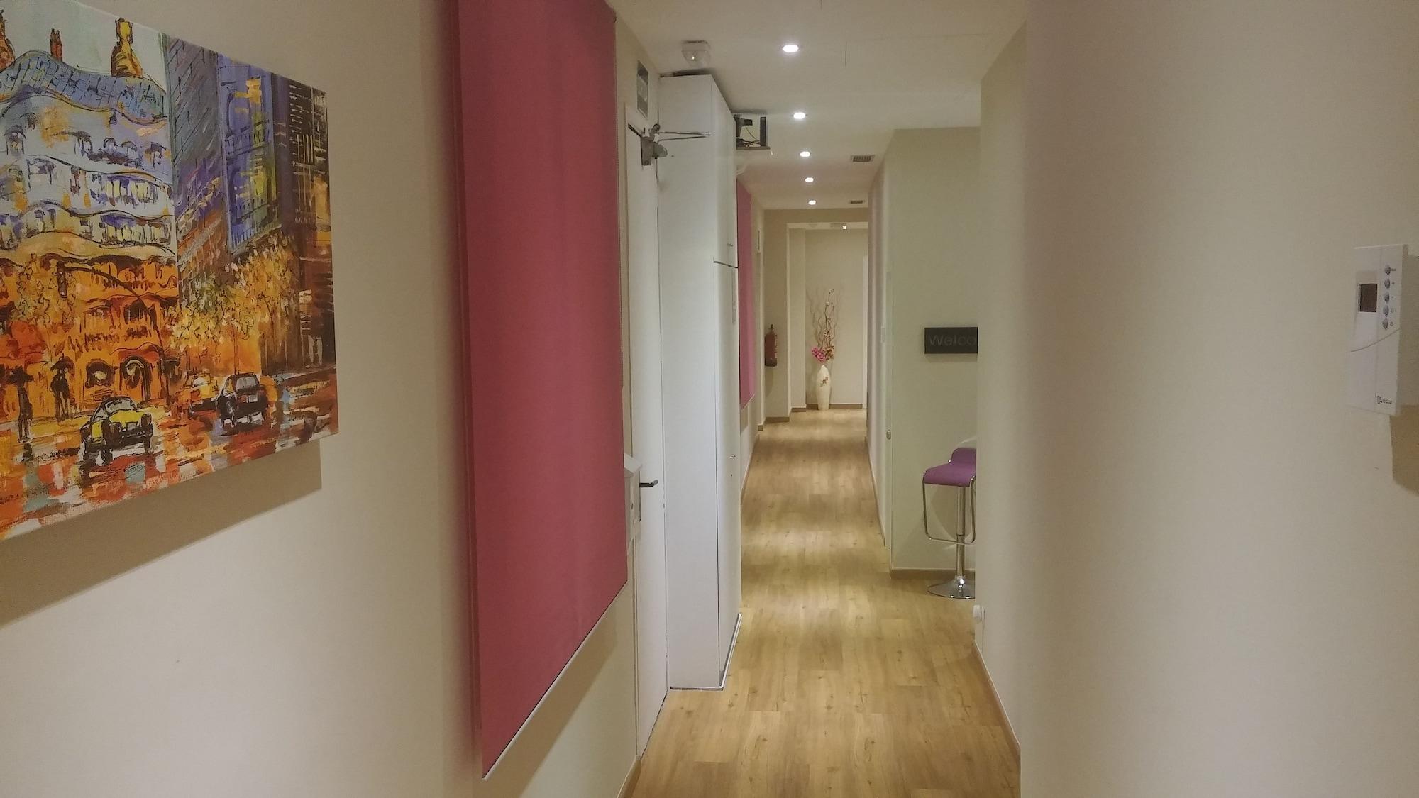 Vista Lobby Hostal Barcelona Travel