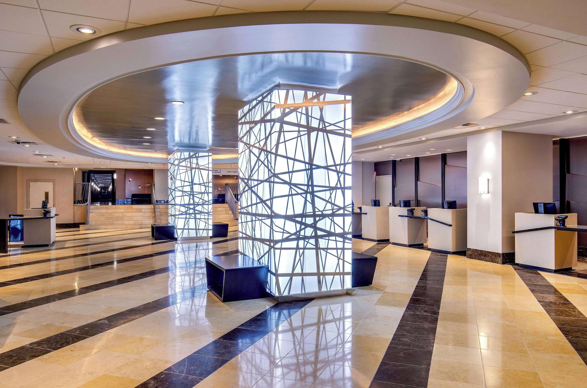 Vista Lobby Courtland Grand Hotel, Trademark Collection by Wyndham