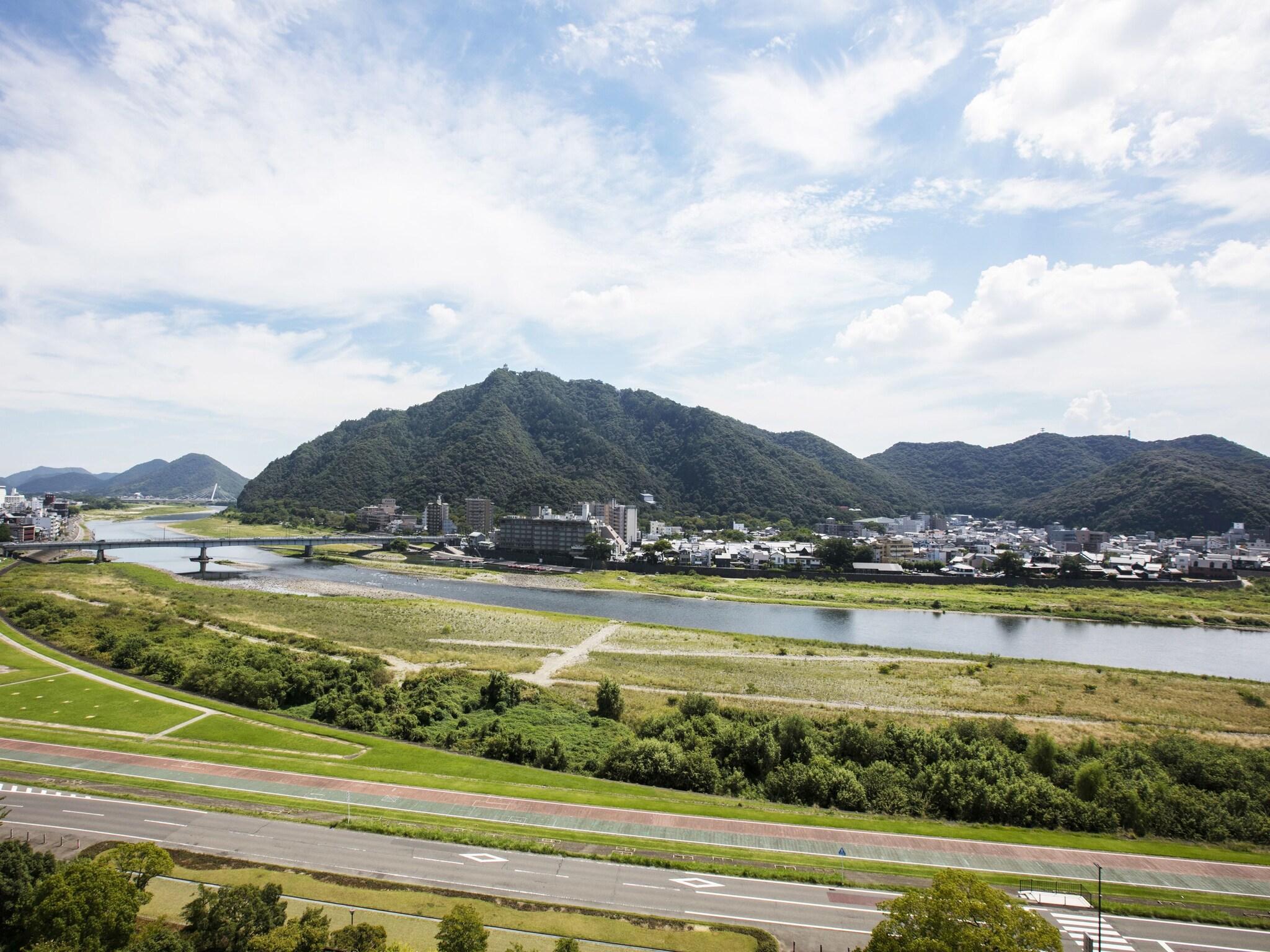 Vista Exterior Miyako Hotel Gifu Nagaragawa
