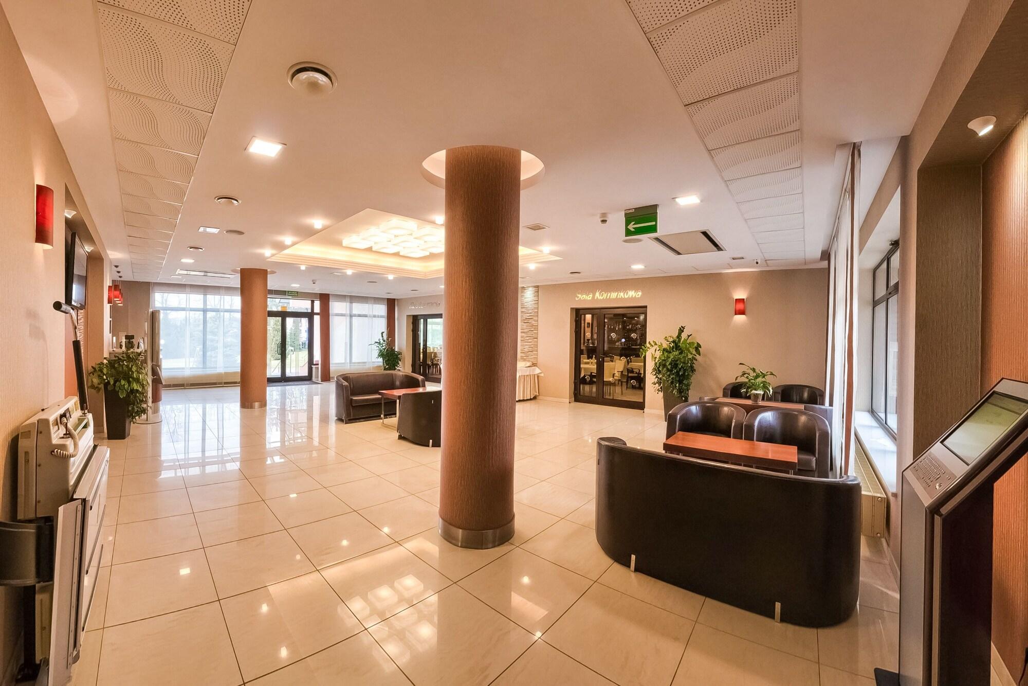 Vista Lobby Hotel Ostaniec