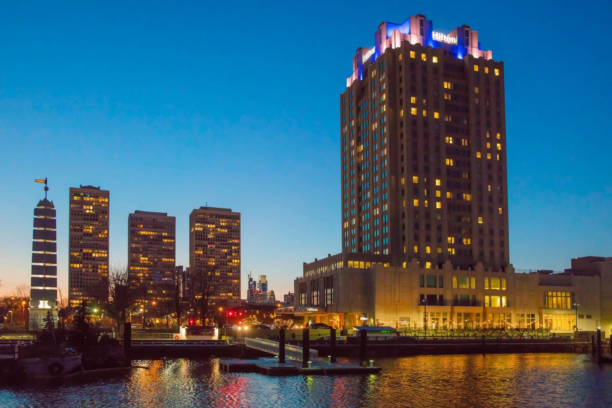 Vista Exterior Hilton Philadelphia at Penn's Landing