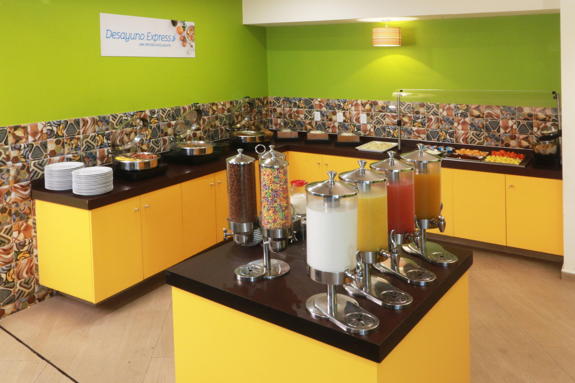 Restaurant Holiday Inn Express Mexico Aeropuerto by IHG