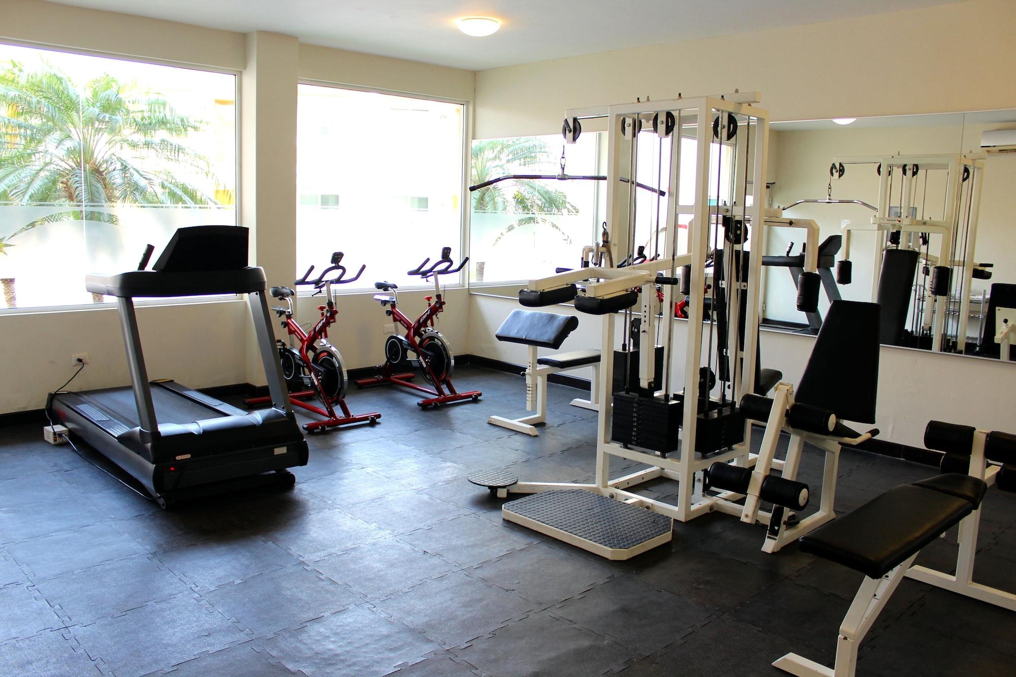 Gimnasio Comfort Inn Monterrey Norte