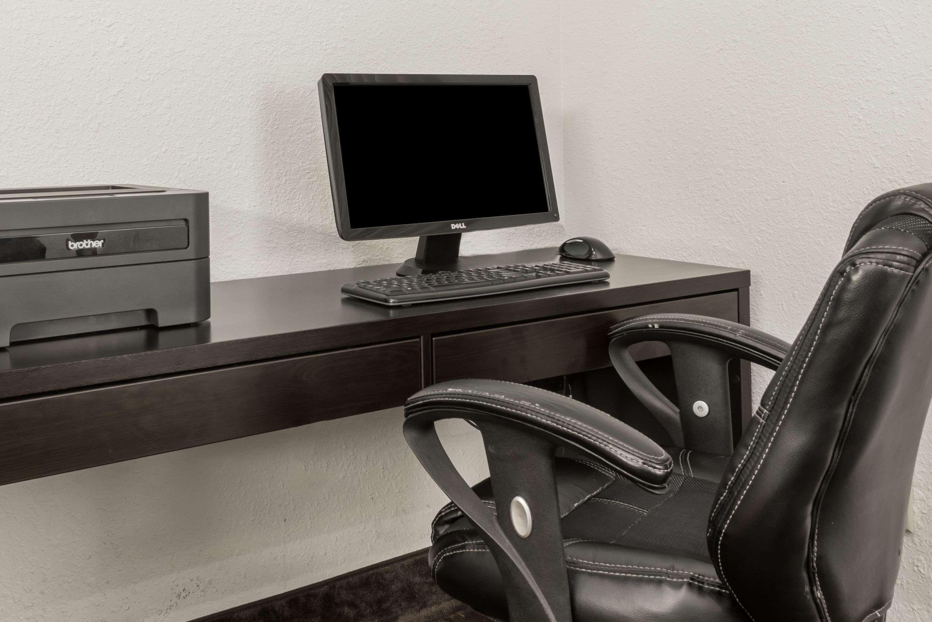 Centro de Negocios Baymont by Wyndham Pueblo