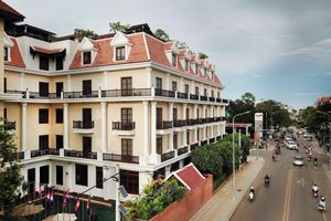 Alojamiento - The Suite By Royal Crown Hotel
