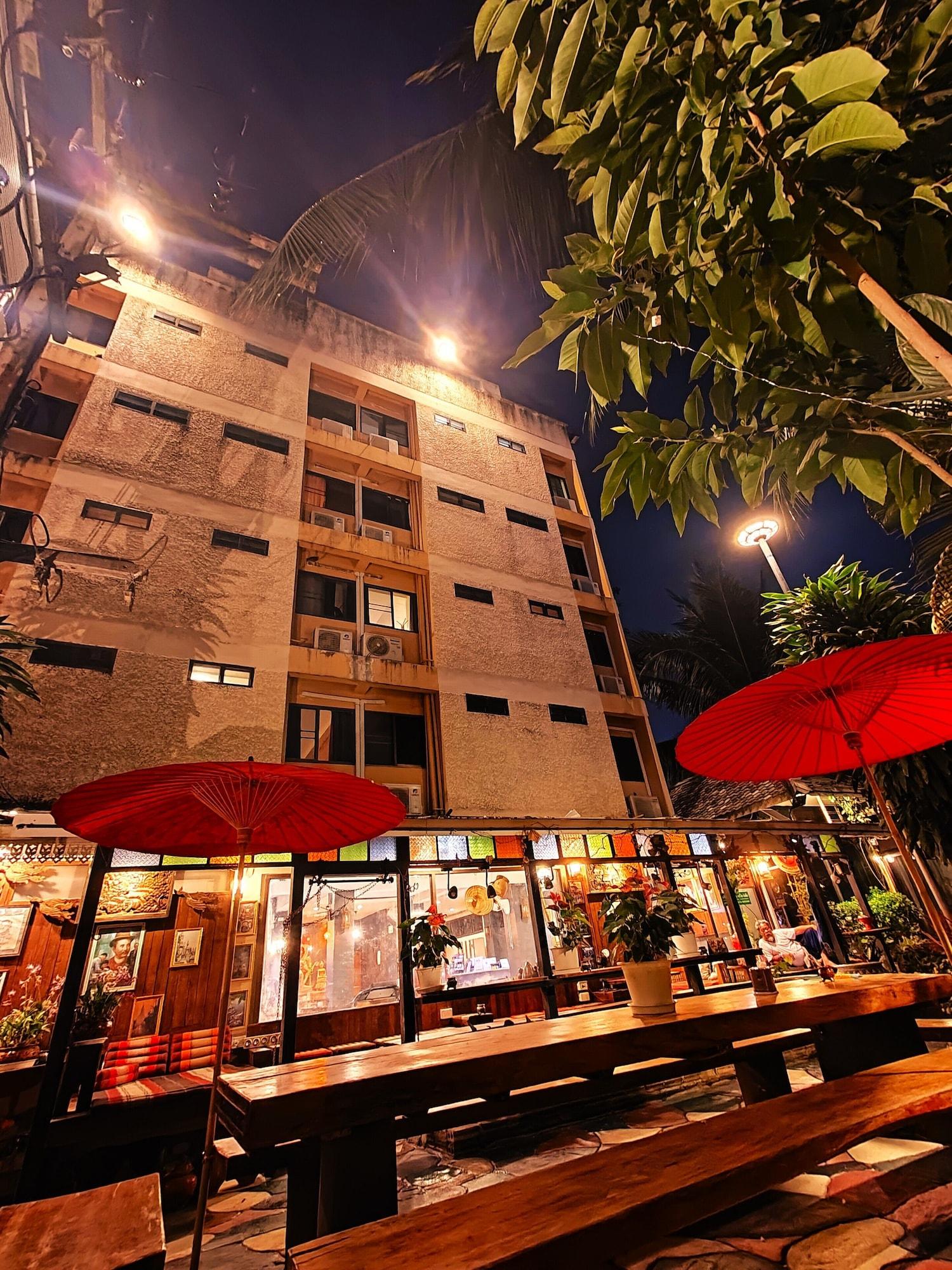 Varios Panda House Chiang Mai