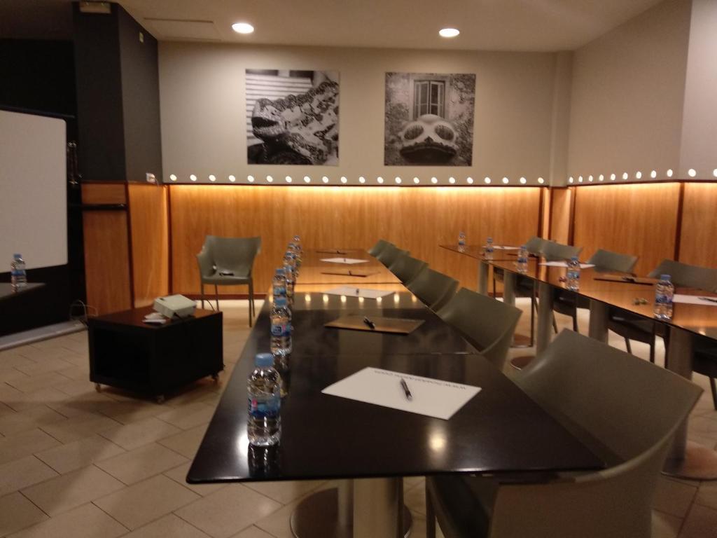 Centro de Negocios Lami
