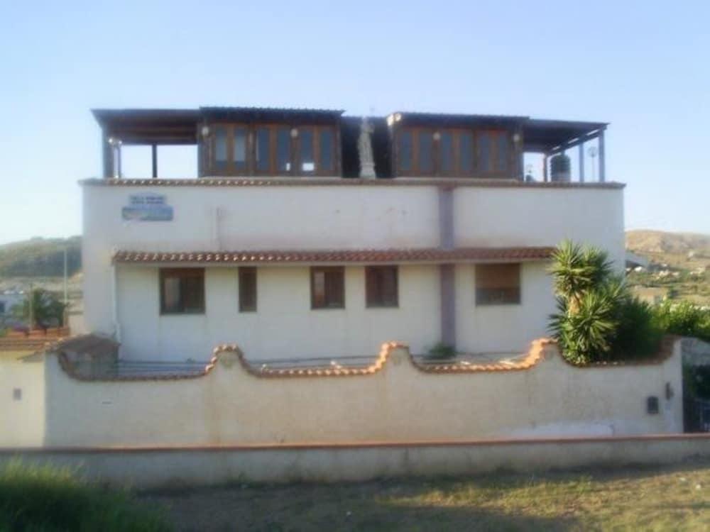 Varios B&B Baia dei turchi
