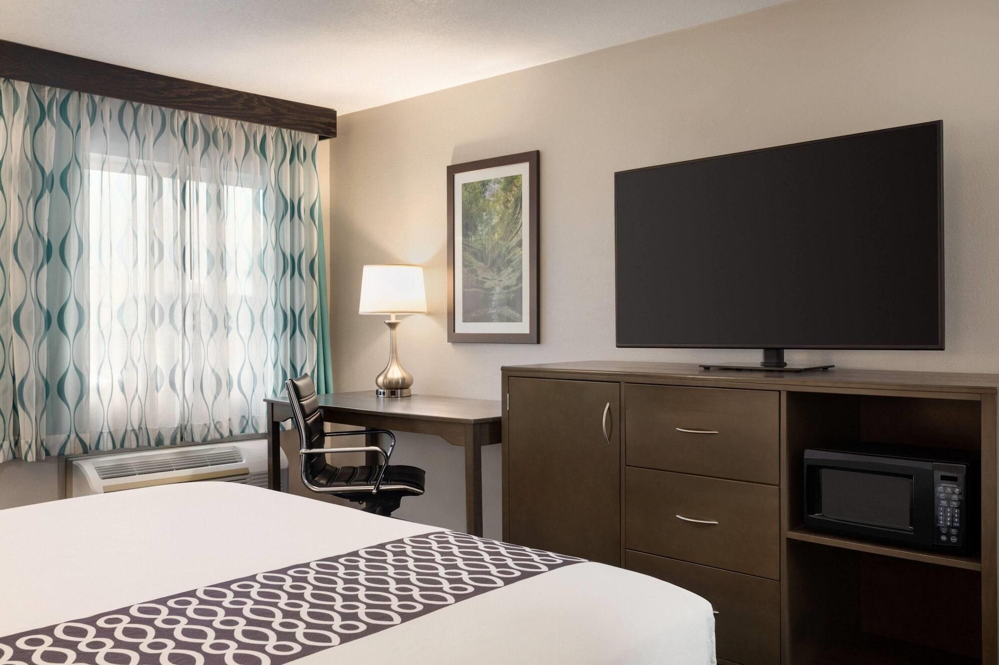 Habitación La Quinta Inn & Suites by Wyndham Peru Starved Rock St Park