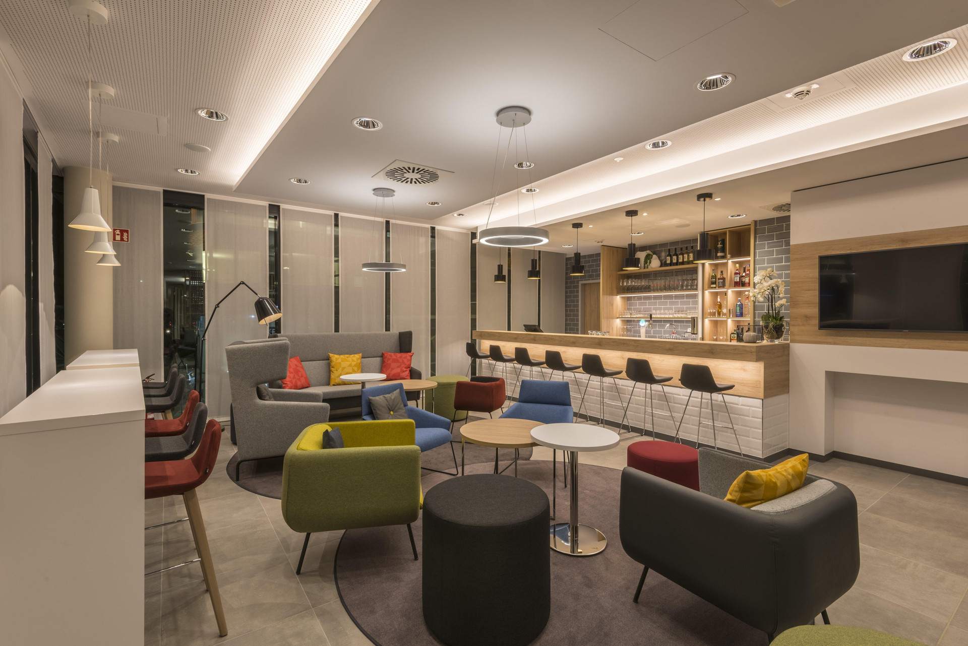 Bar/Salón Holiday Inn Express Wuppertal - Hauptbahnhof by IHG