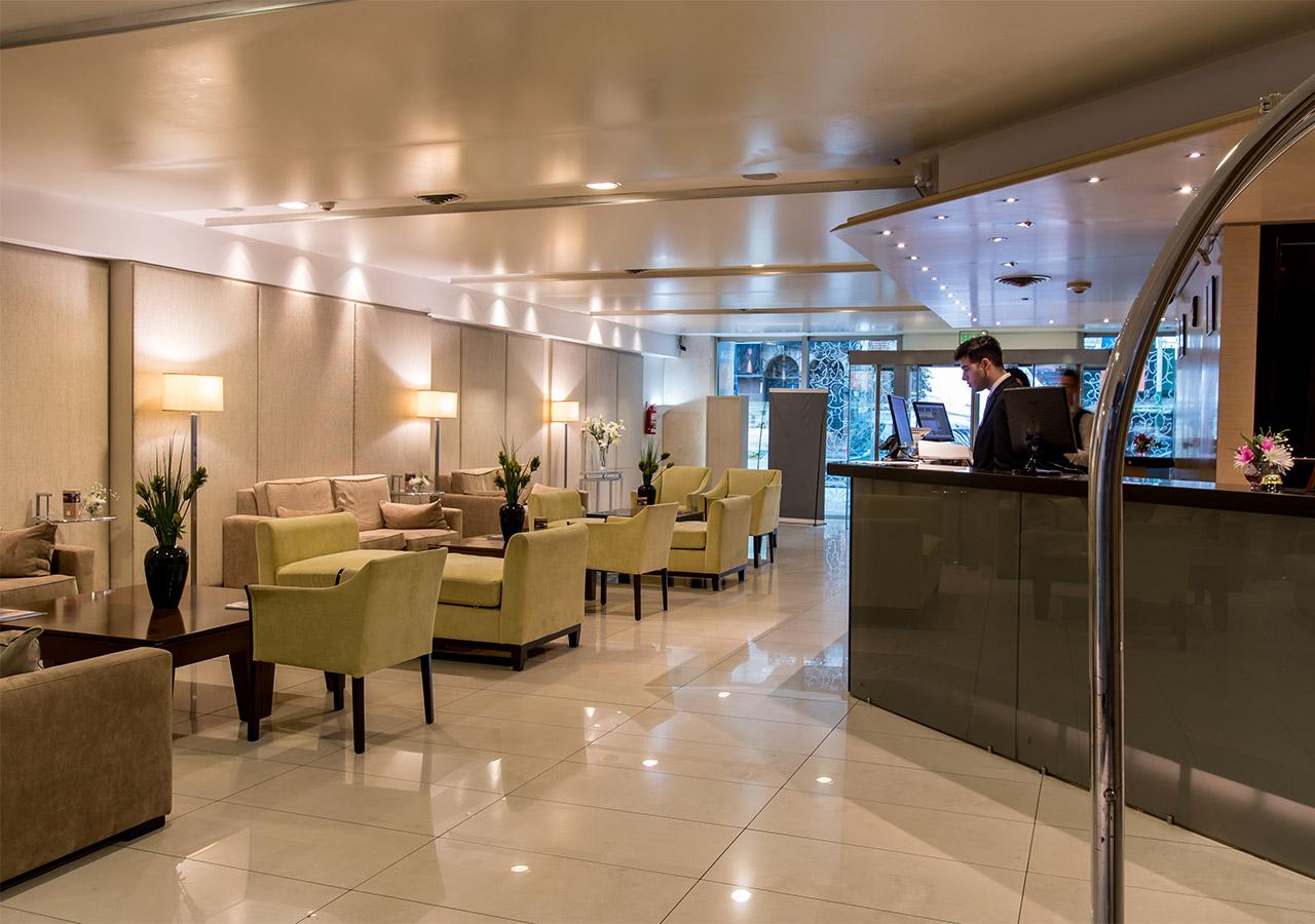 Vista Lobby Hotel Solans Presidente