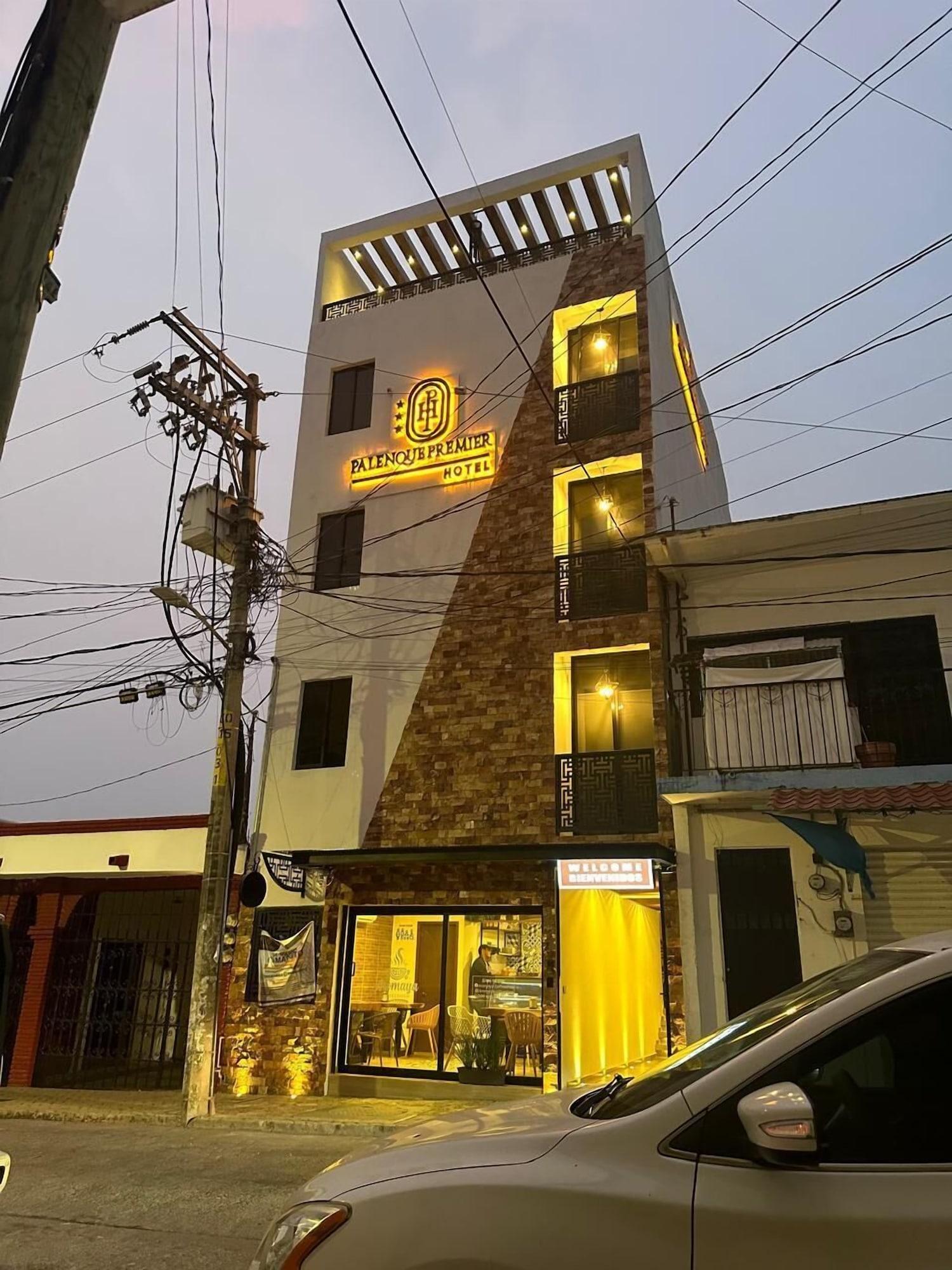 Vista Exterior Hotel Palenque Premier