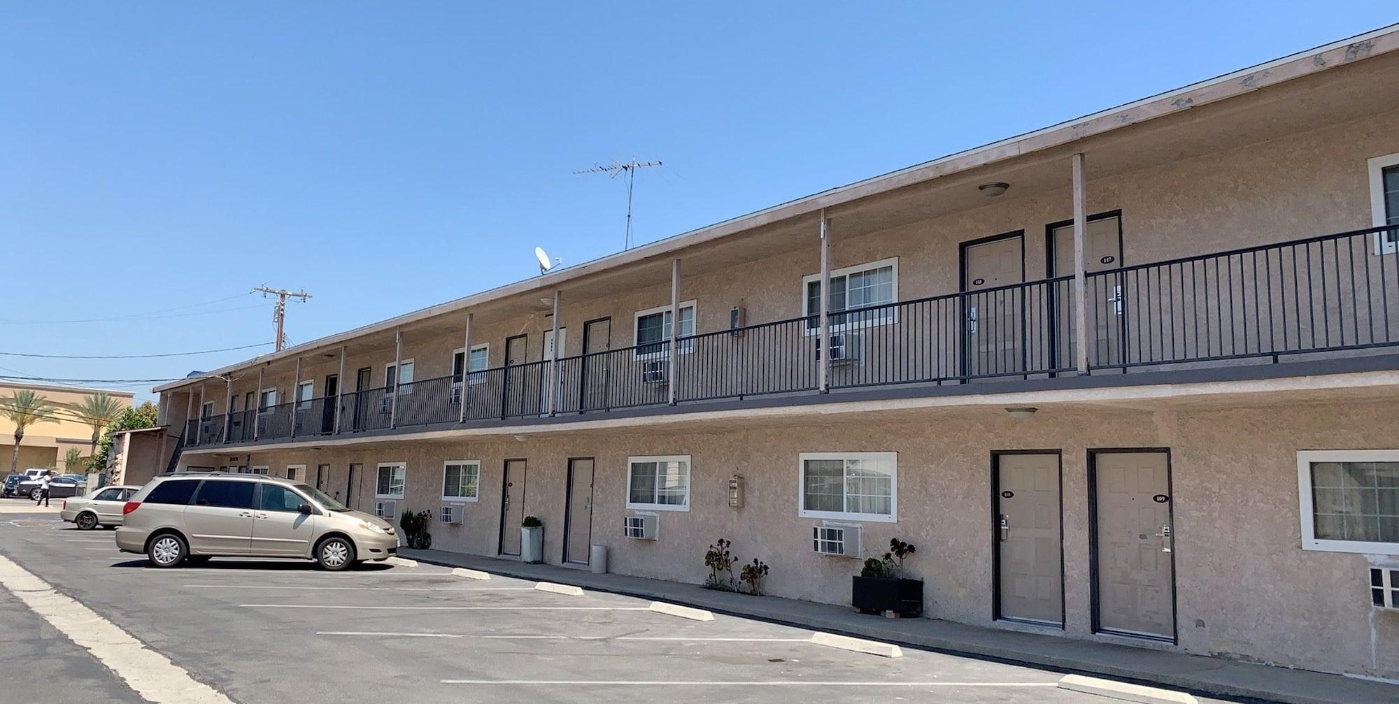 Vista Exterior Keystone Motel