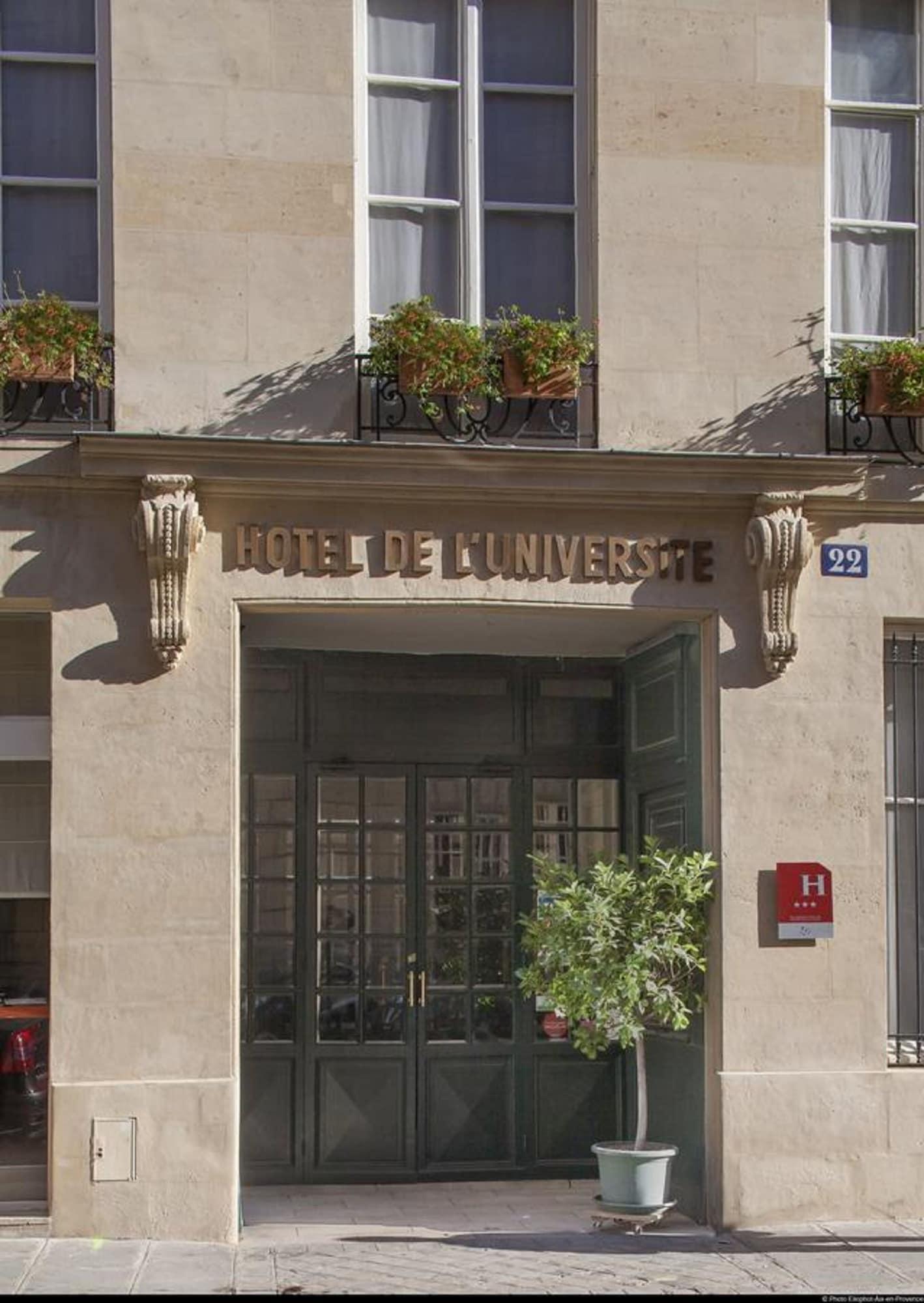 Vista Exterior Hotel De L'Universite