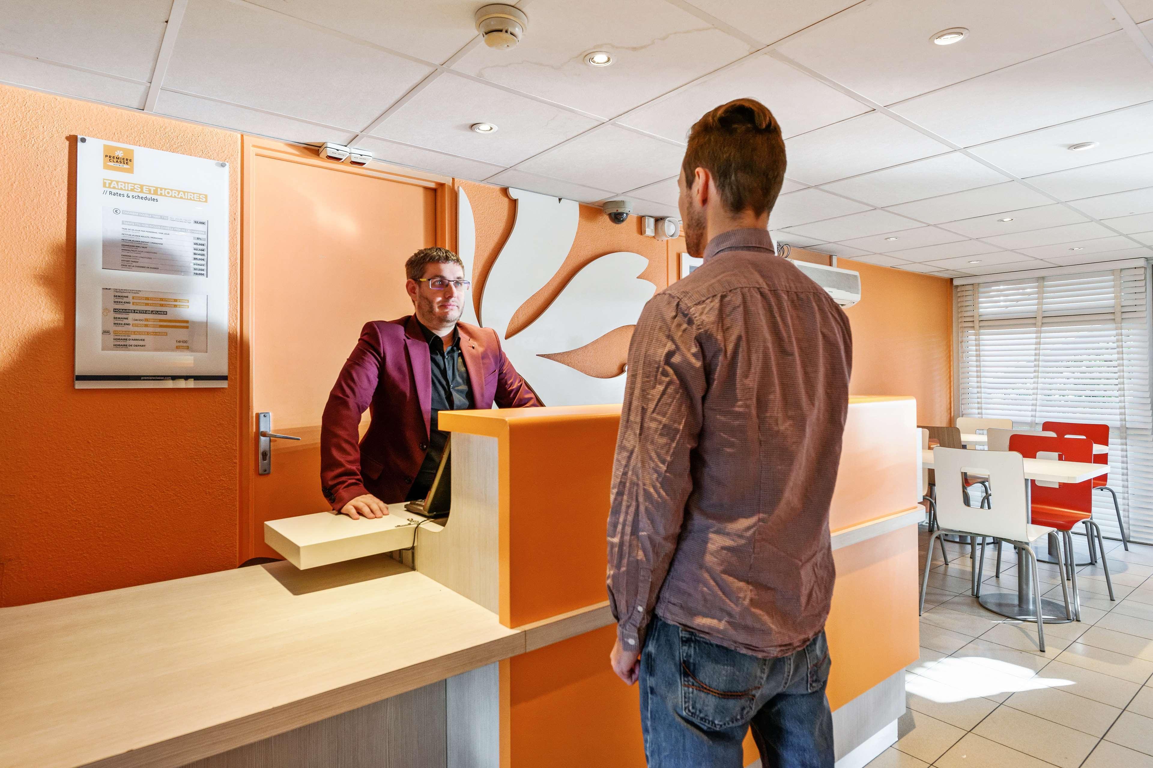 Vista Lobby Premiere Classe Carcassonne