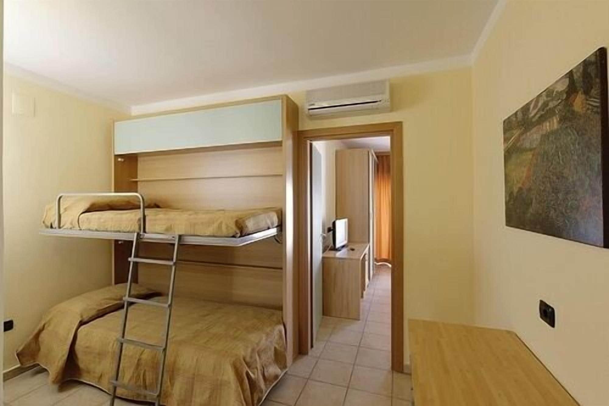 Habitación Villaggio Club Eden