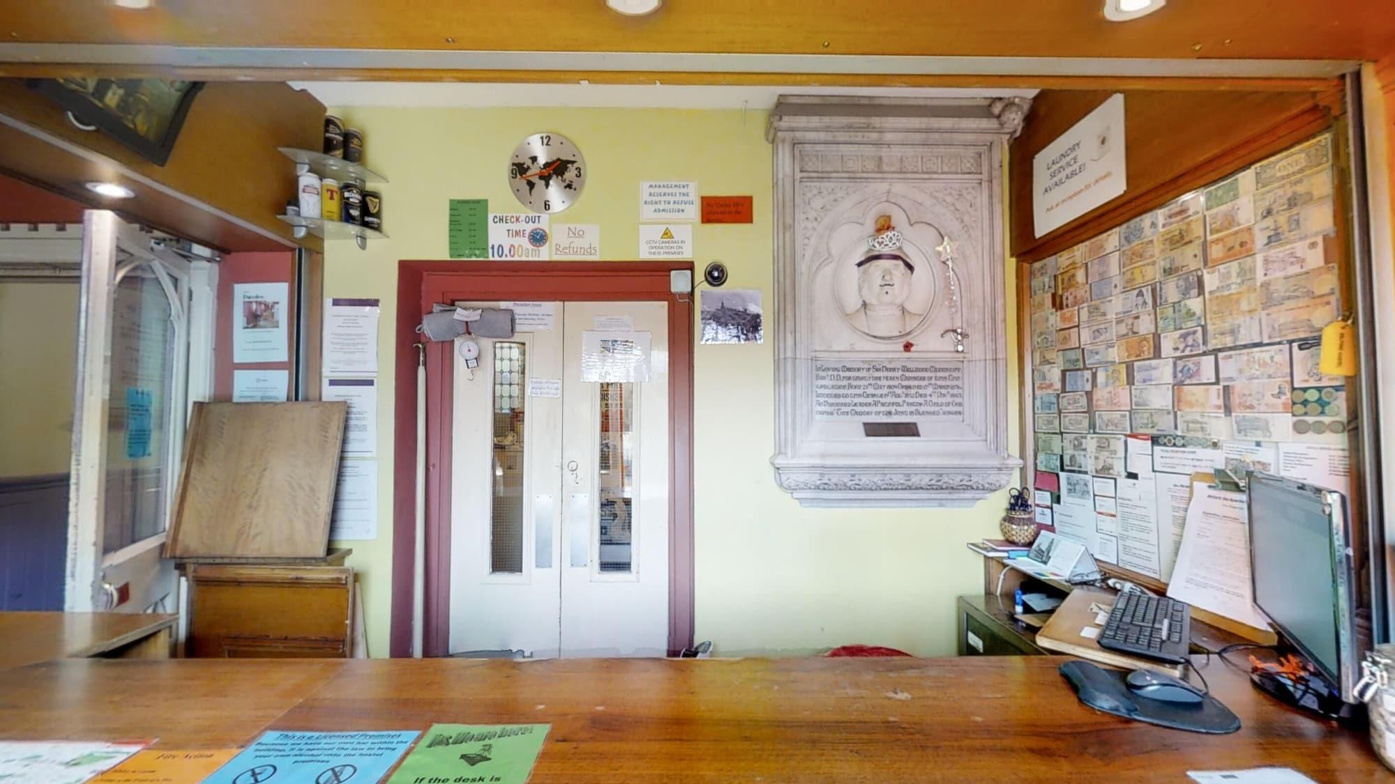 Vista Lobby Belford Hostel