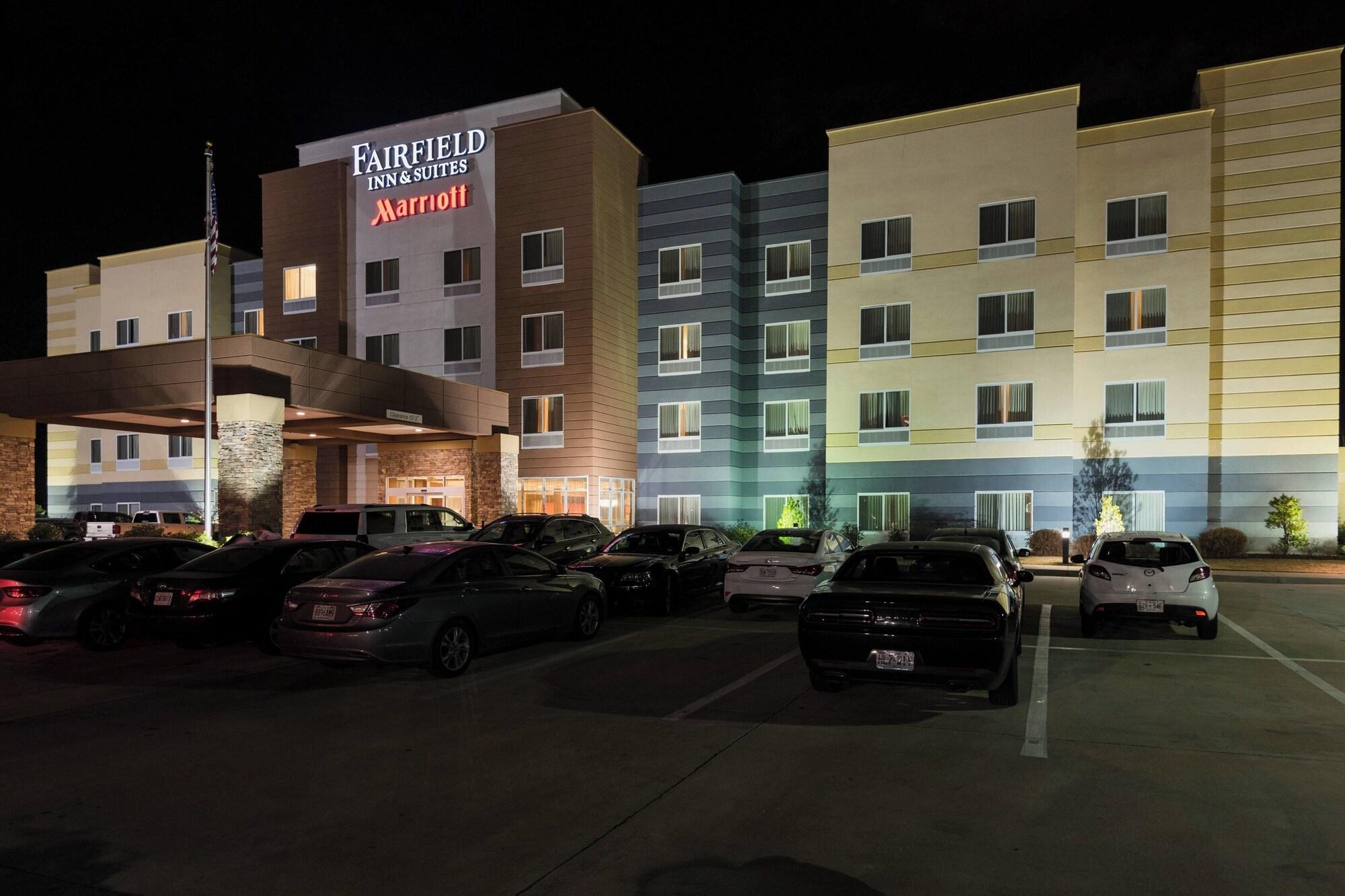 Varios Fairfield Inn & Suites by Marriott Montgomery Airport South