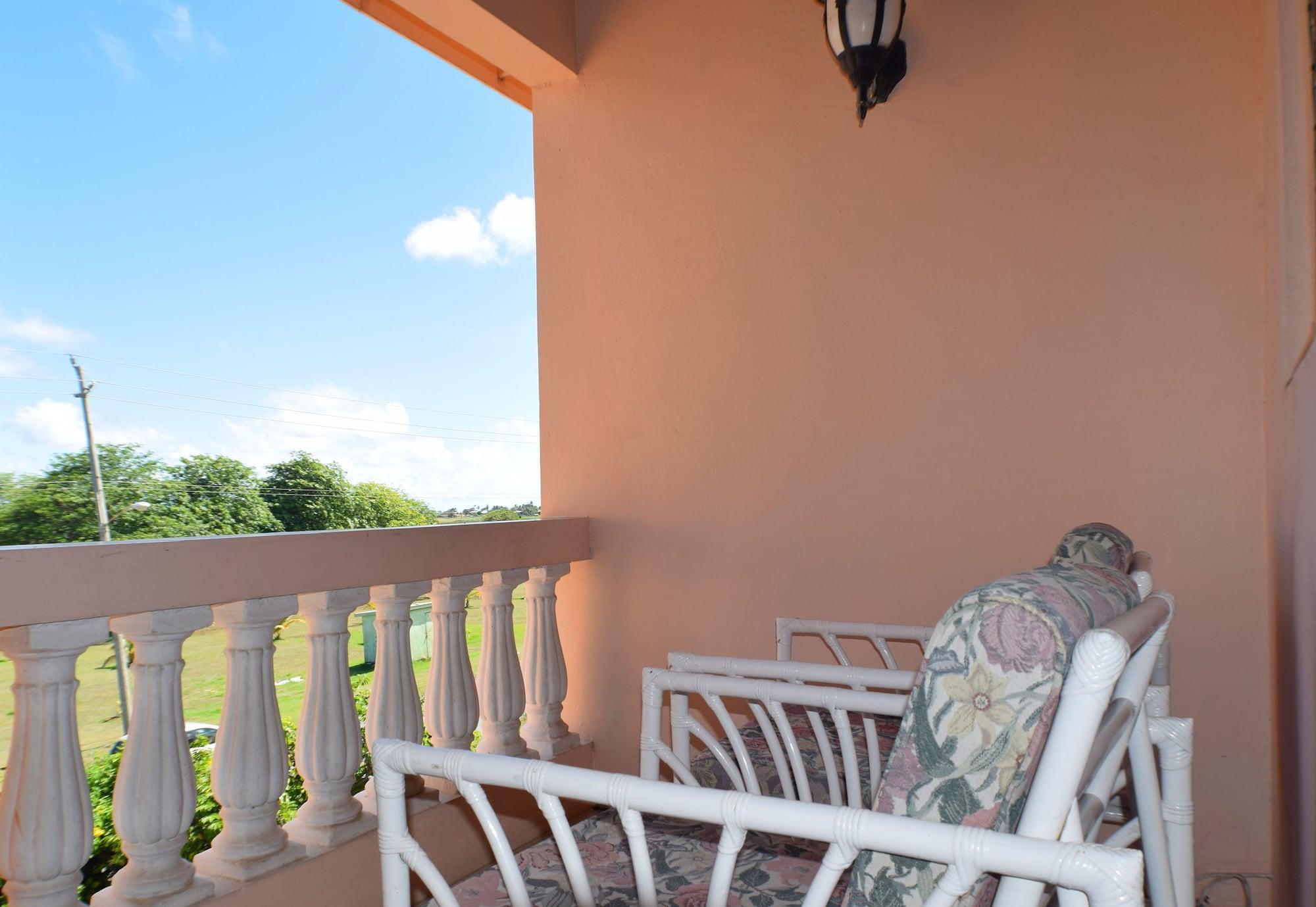 Equipamiento de Habitación Shonlan Inn and Apartments