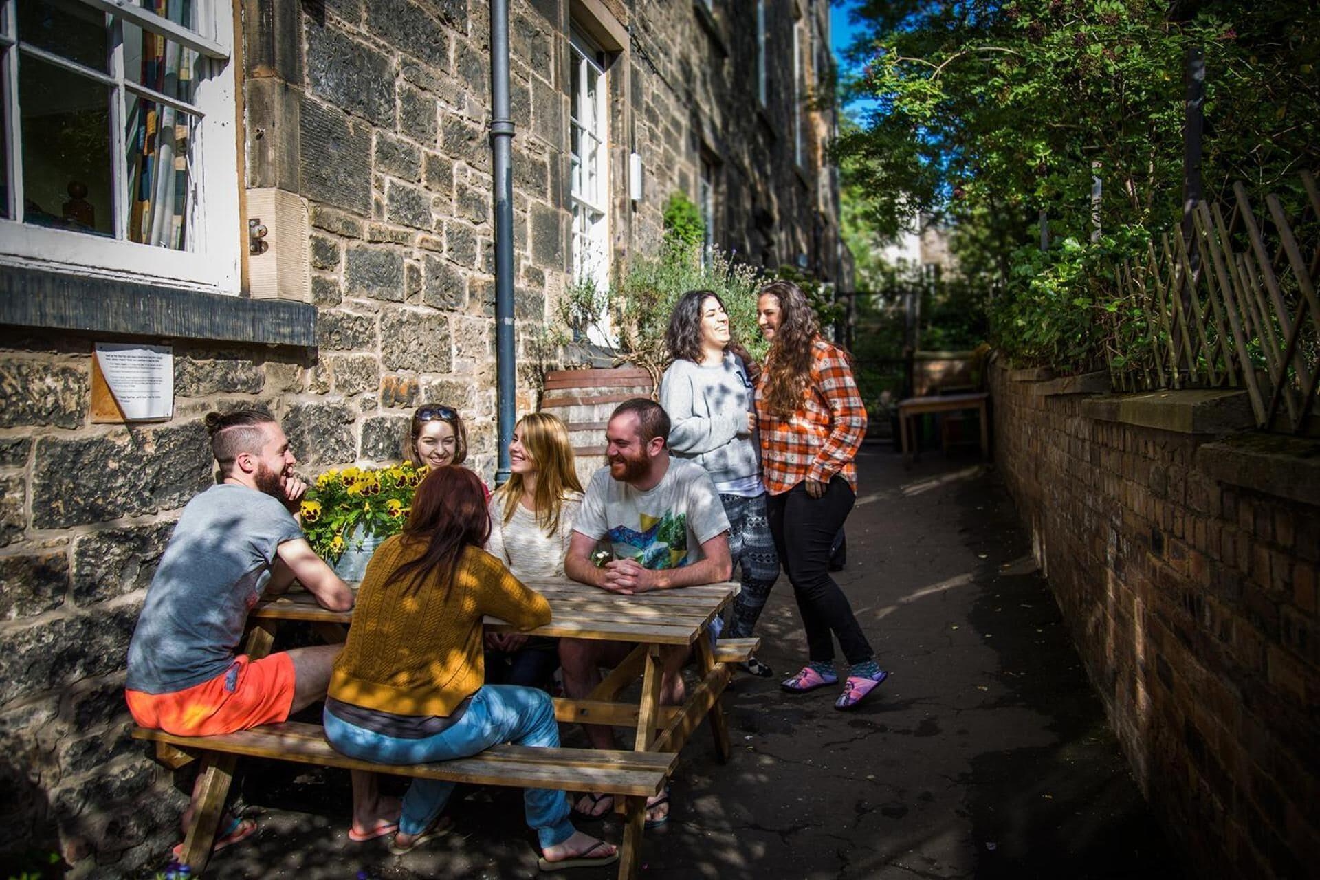 Restaurant Castle Rock Hostel