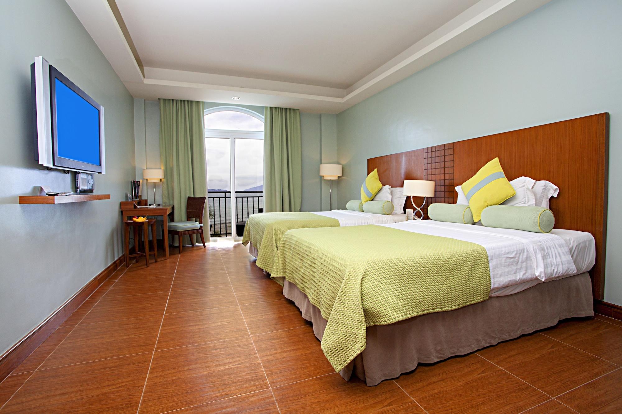 Habitación The Lighthouse Marina Resort