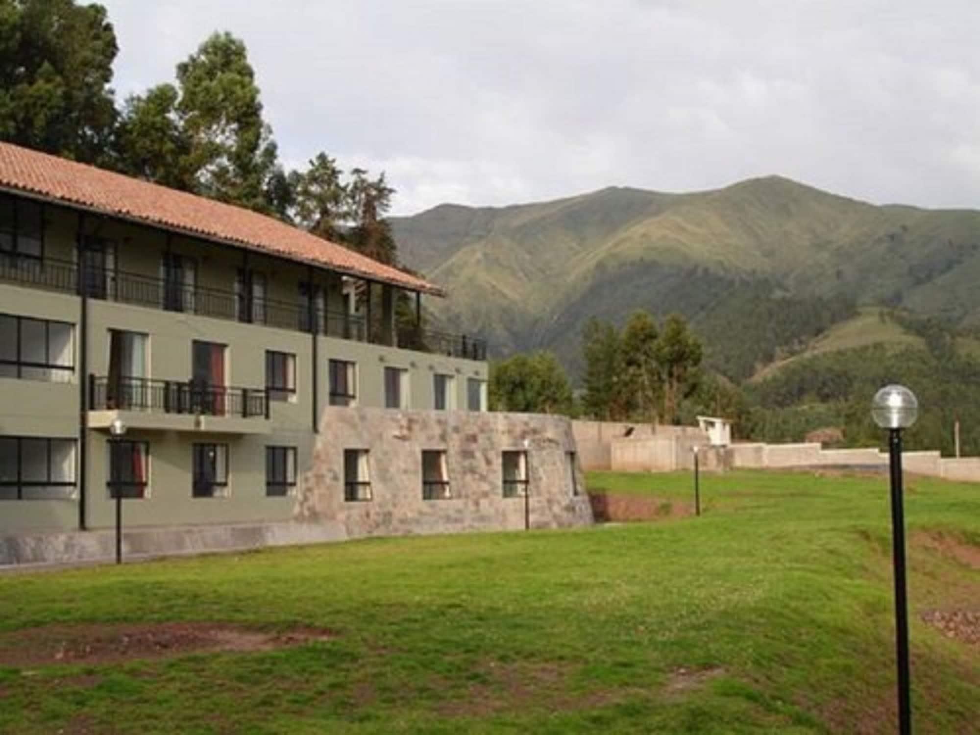 Vista Exterior DM Hoteles Cusco