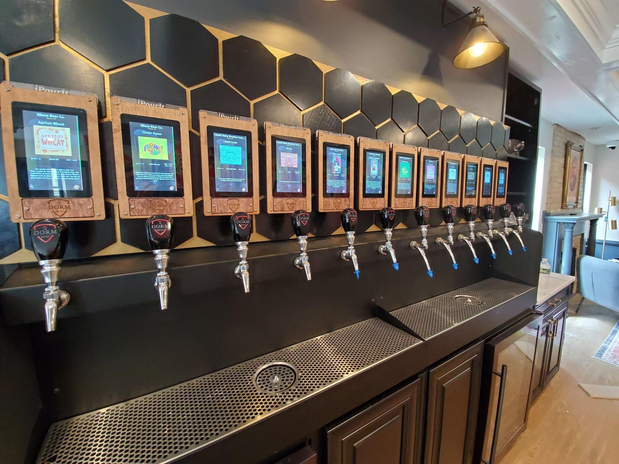 Bar/Salón The Dorm Hotel