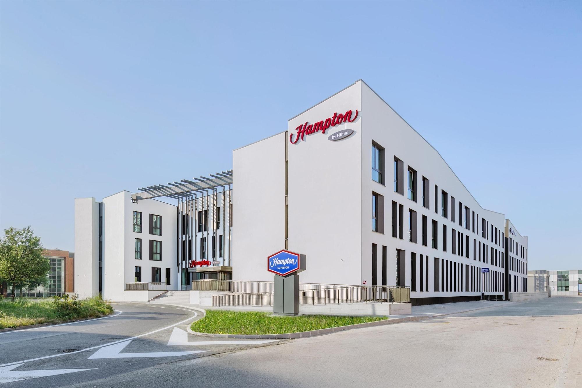 Vista Exterior Hampton By Hilton Venice Isola Nuova