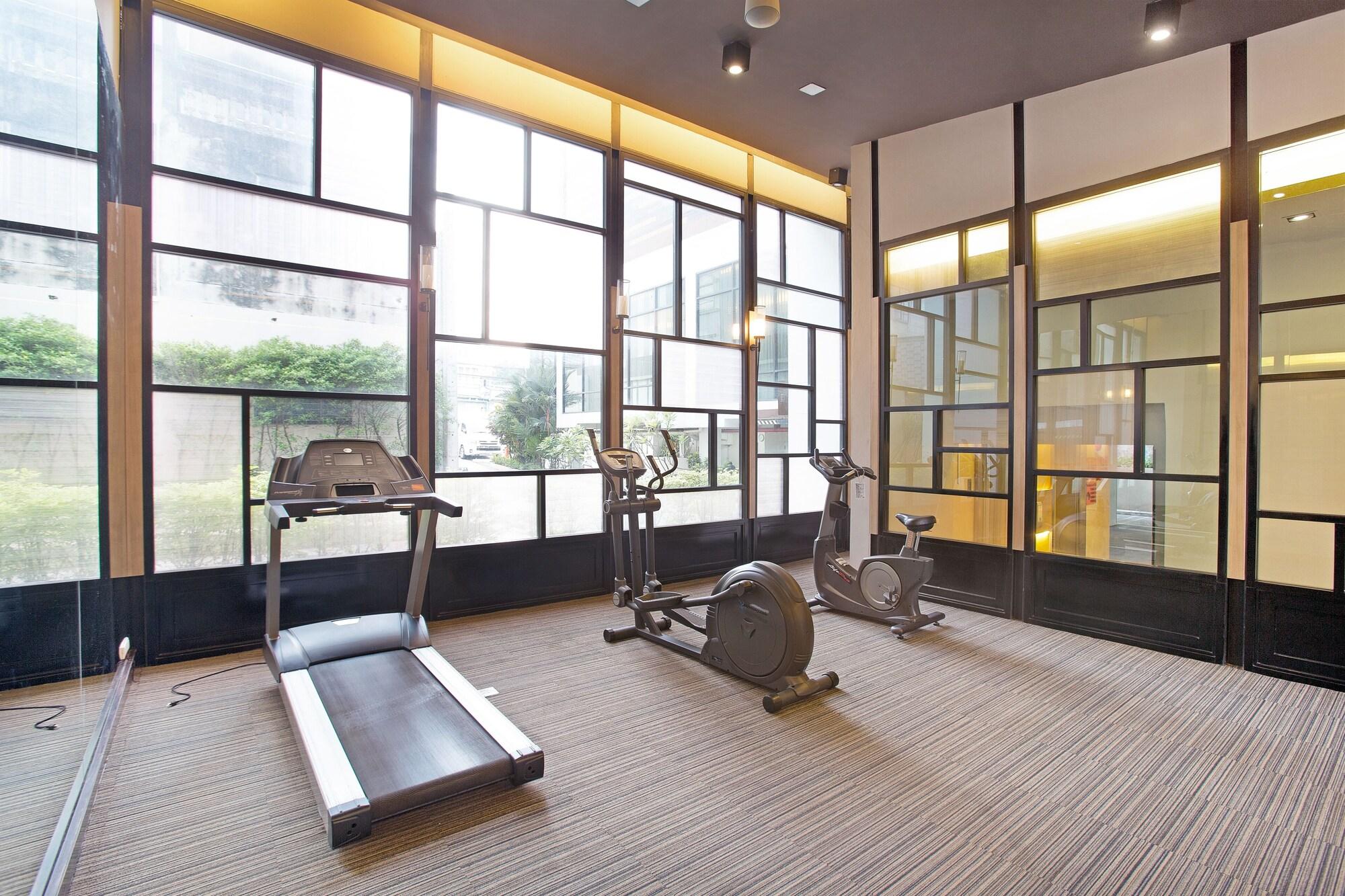Gimnasio Mida Hotel Ngamwongwan