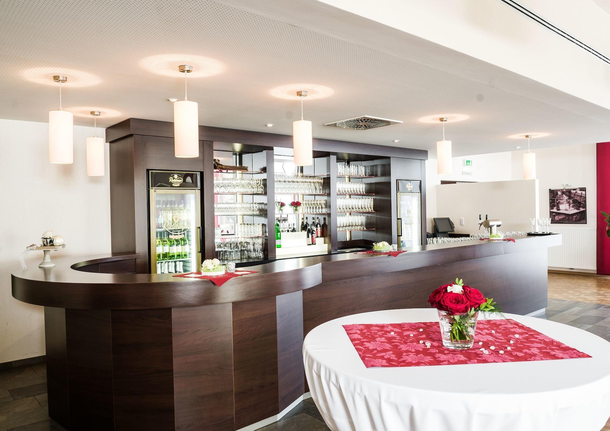 Bar/Salón Hotel-Restaurant Hilling