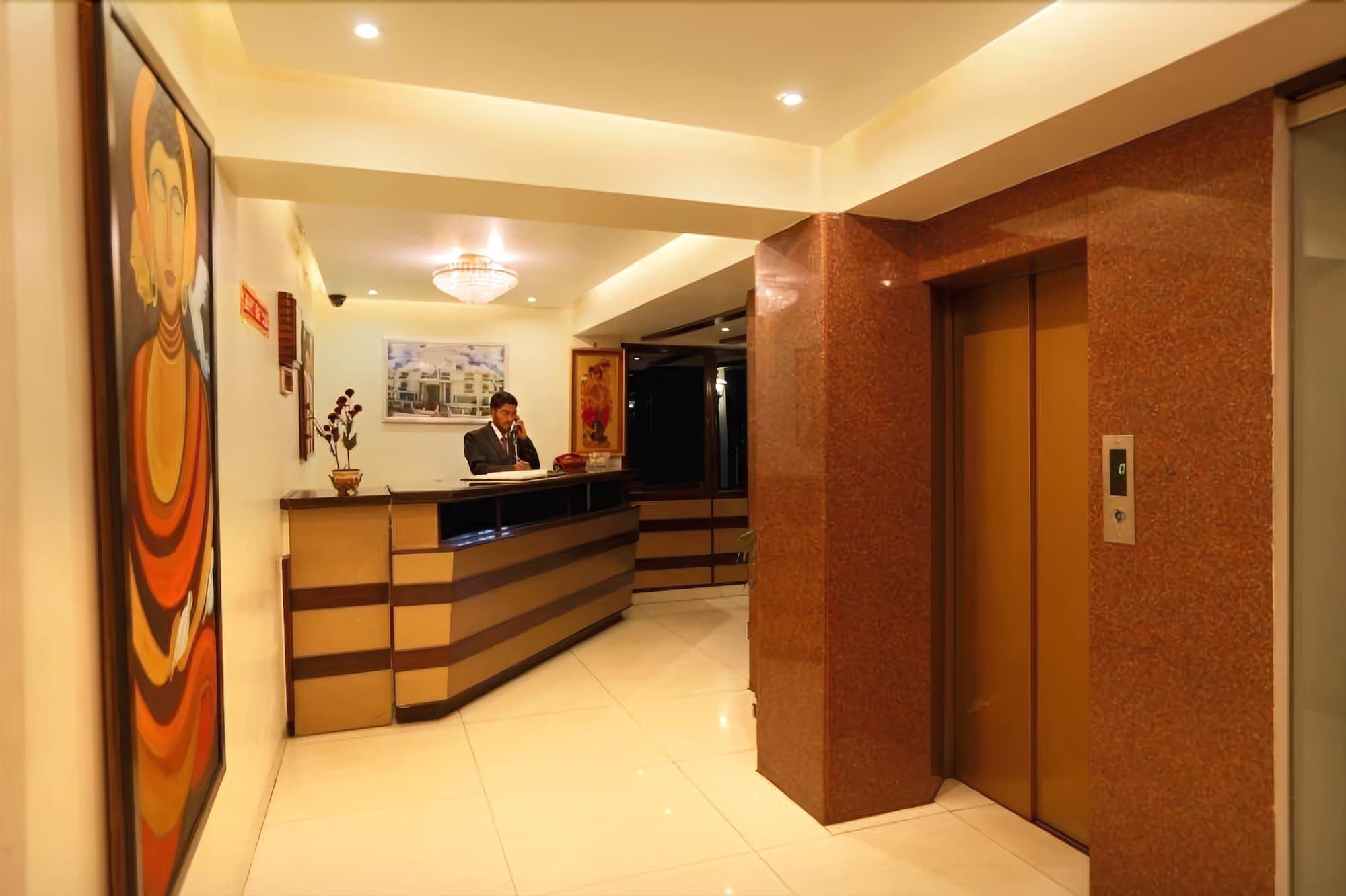 Comodidades del Alojamiento Hotel Shingar, Mandi