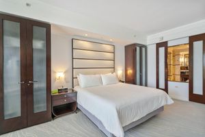 Alquiler Vacacional - Studio At Sorrento S- Fontainebleau Miami Beach 1 Bedroom Home by RedAwning