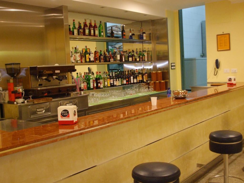 Bar/Salón Albergo Mediterraneo