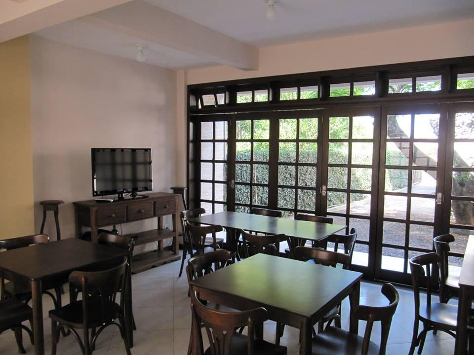 Bar/Salón Pousada Café