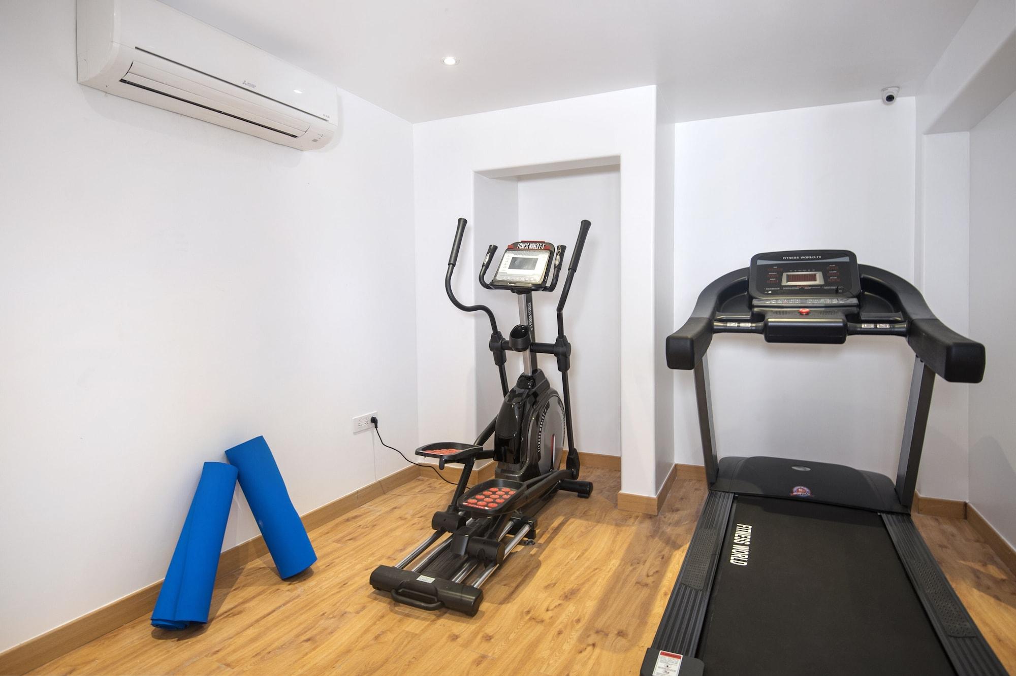 Gimnasio Bloomrooms @ Janpath