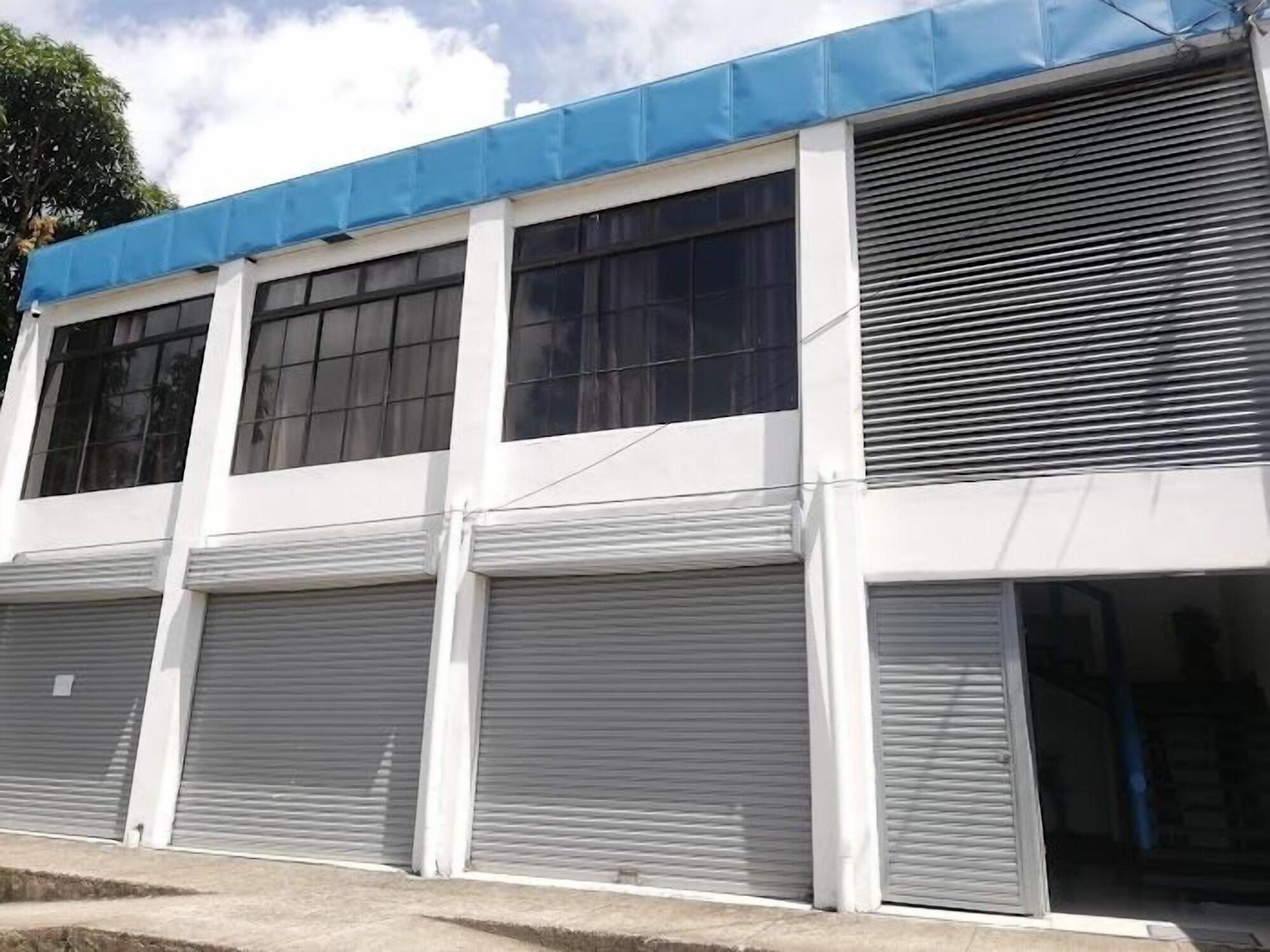 Varios Hospedaje Lawson