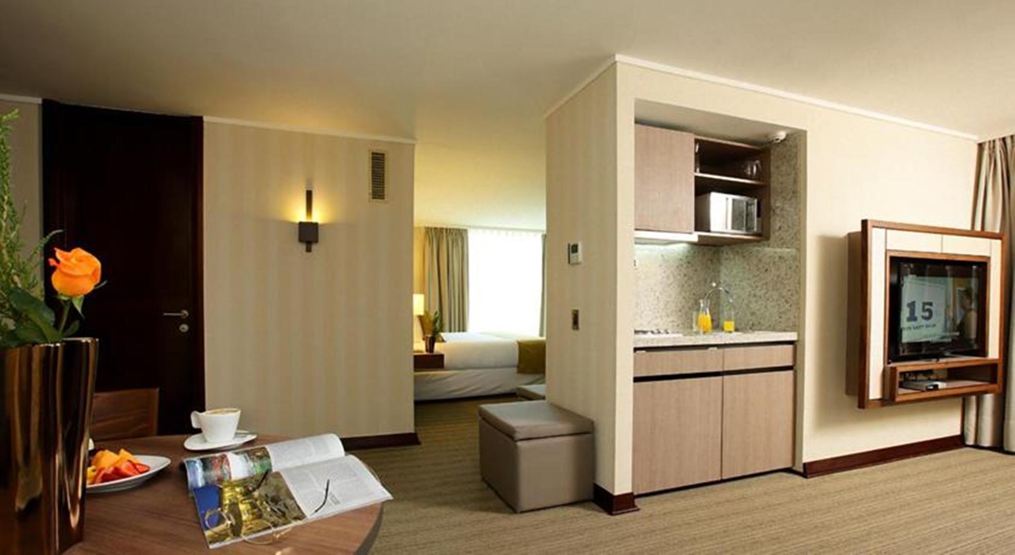 Equipamiento de Habitación Abba Presidente Suites Santiago