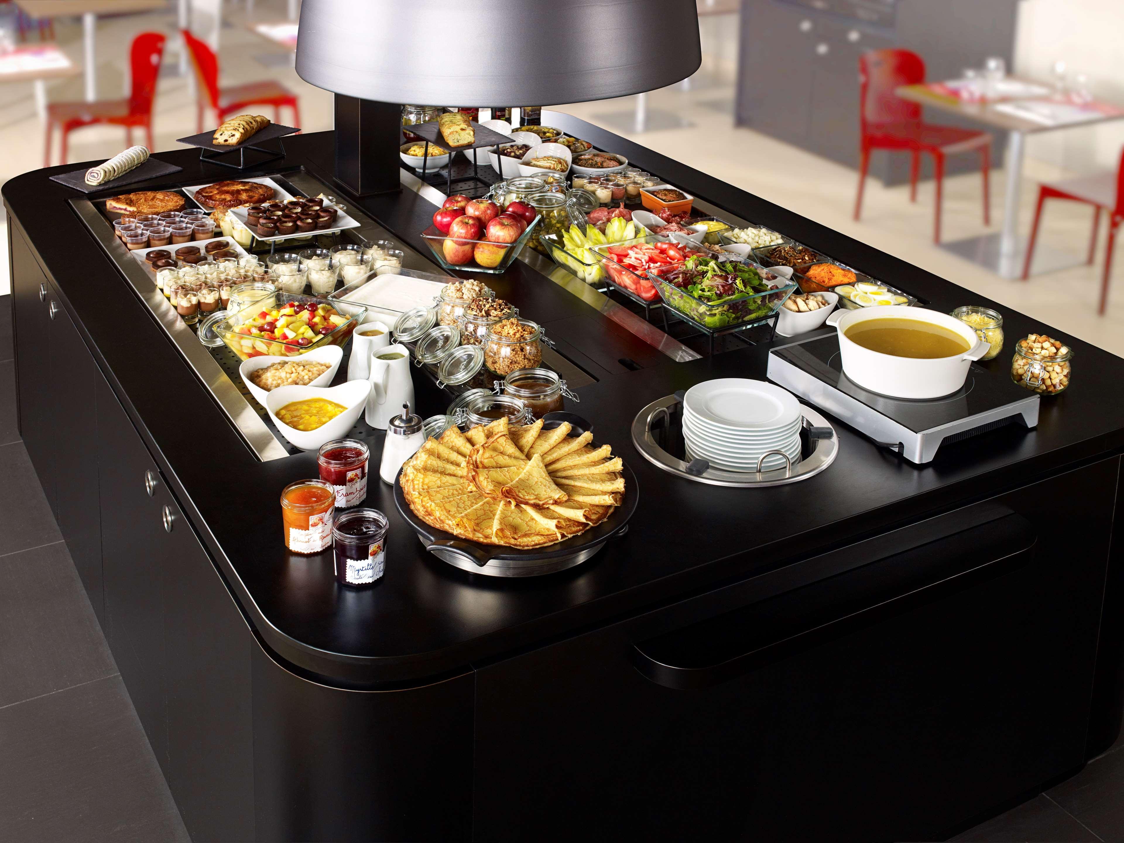 Restaurant Kyriad Direct Marseille Est - La Valentine
