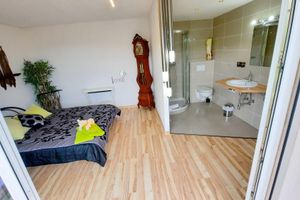 Alquiler Vacacional - 35Modern and spacious with balcony and lake view