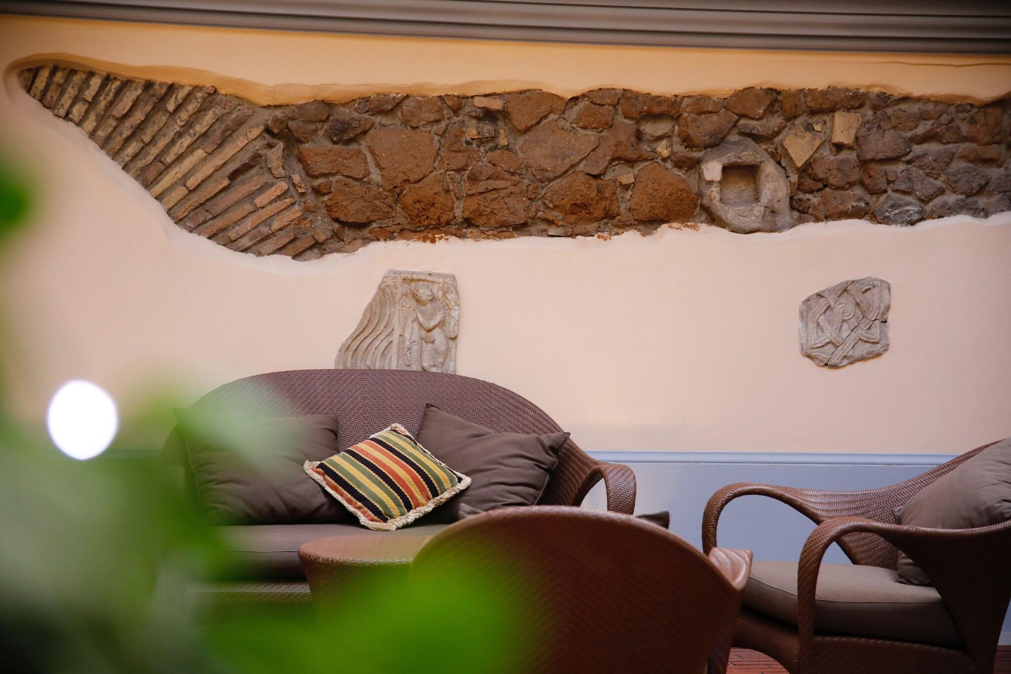 Varios Hotel Sant' Anna