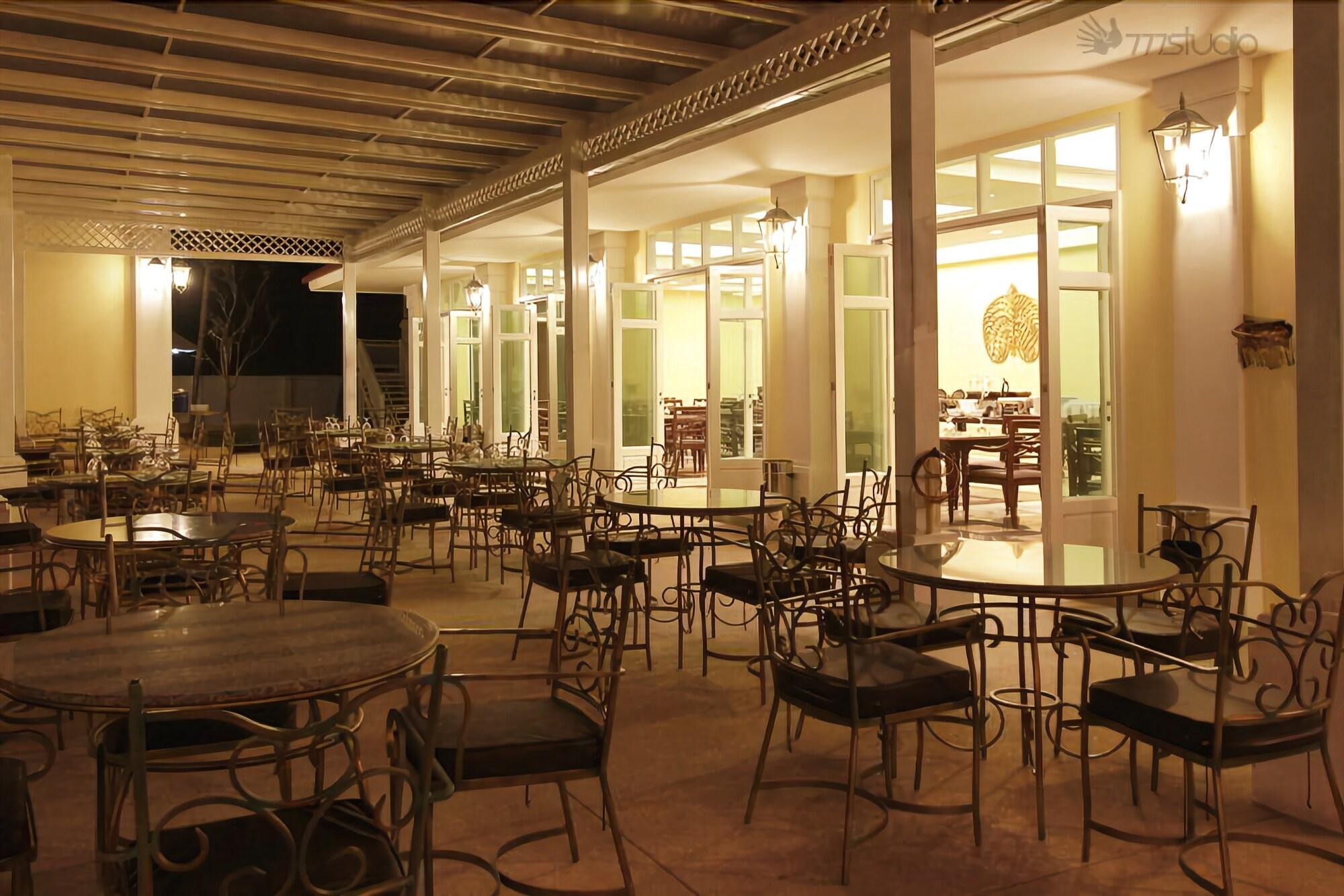Restaurant Khamthana the Colonial Hotel Chiangrai
