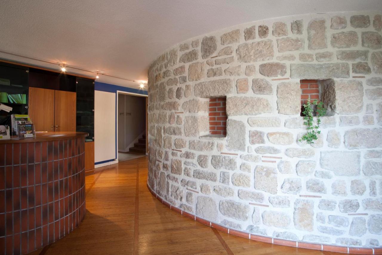 Vista Lobby Logis Hotel de la Tour