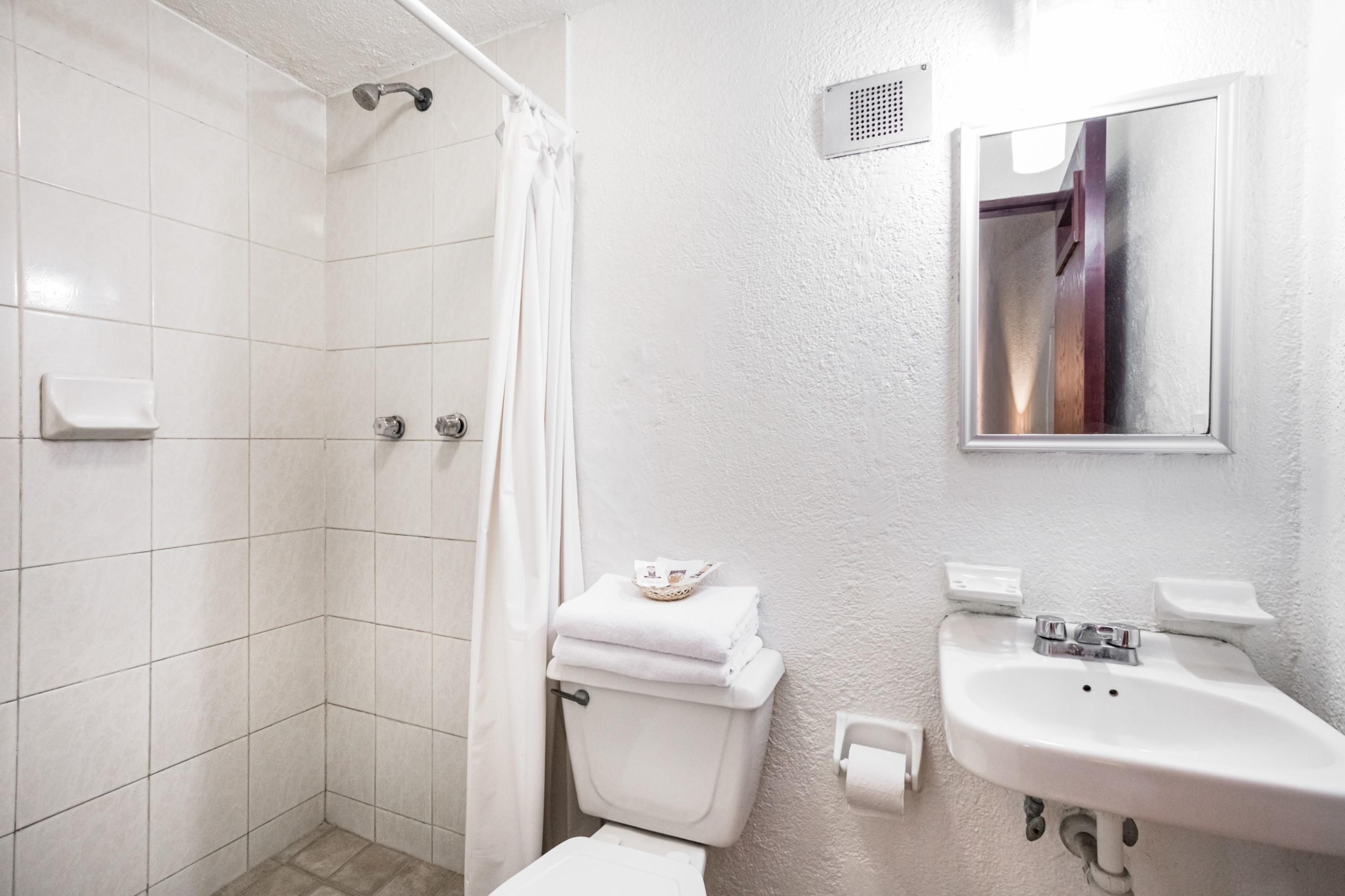 Baño Capital O El Nito Posada