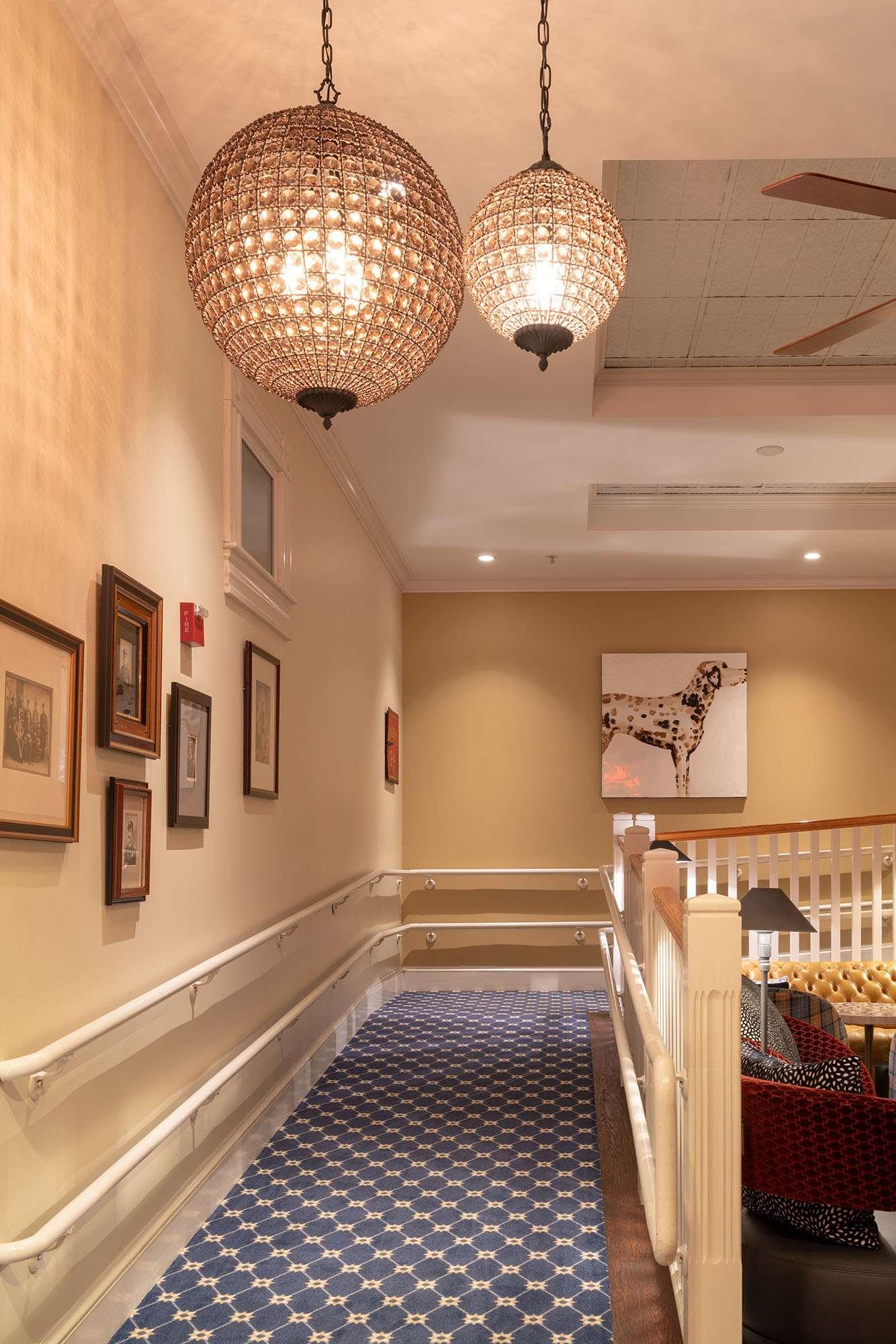 Vista do lobby The Kendall Hotel at the Engine 7 Firehouse