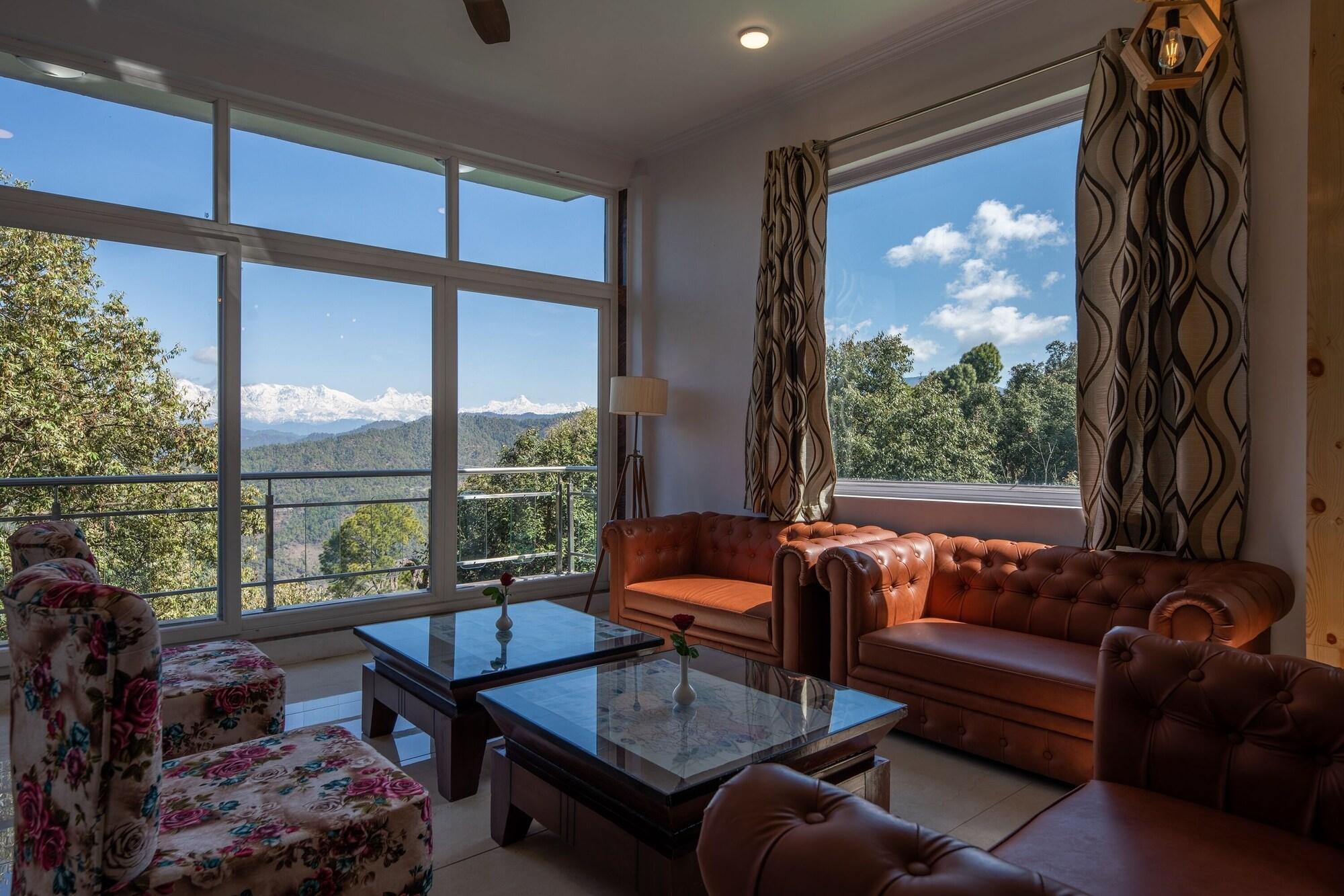 Vista Lobby Binsar Eco Resort, Binsar - Uttarakhand