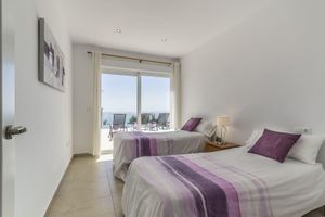 Alquiler Vacacional - Modern villa with heated privat pool and jacuzzi